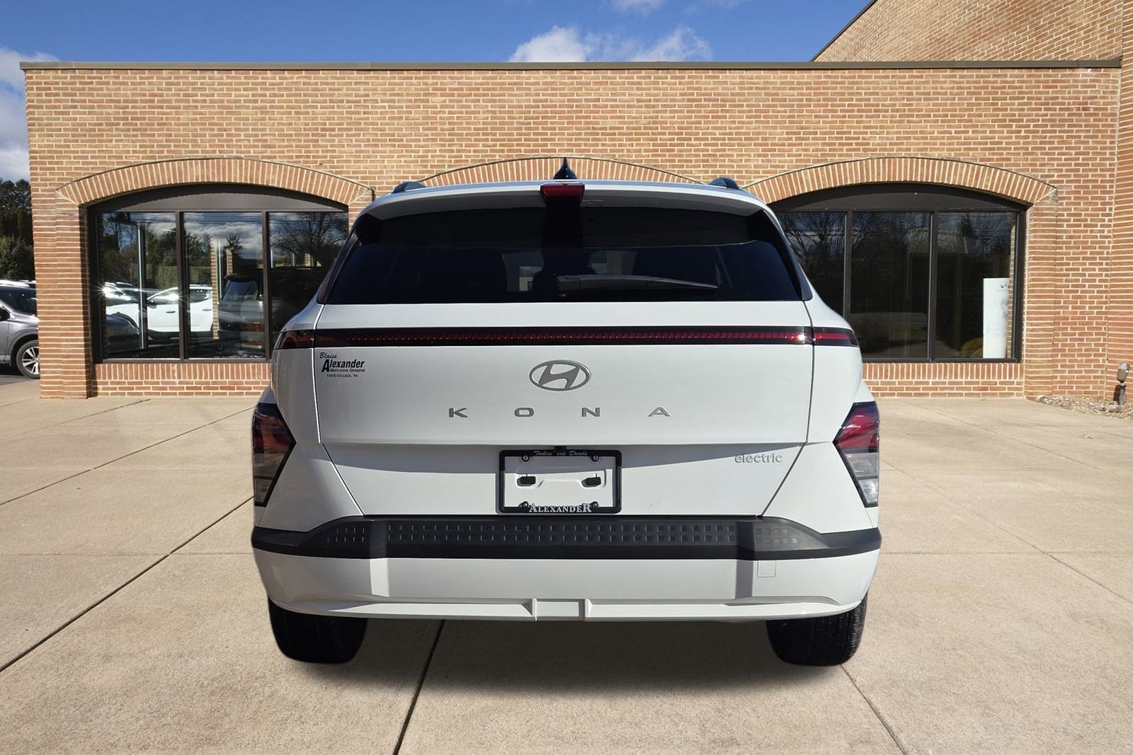 2024 Hyundai Kona Electric SEL