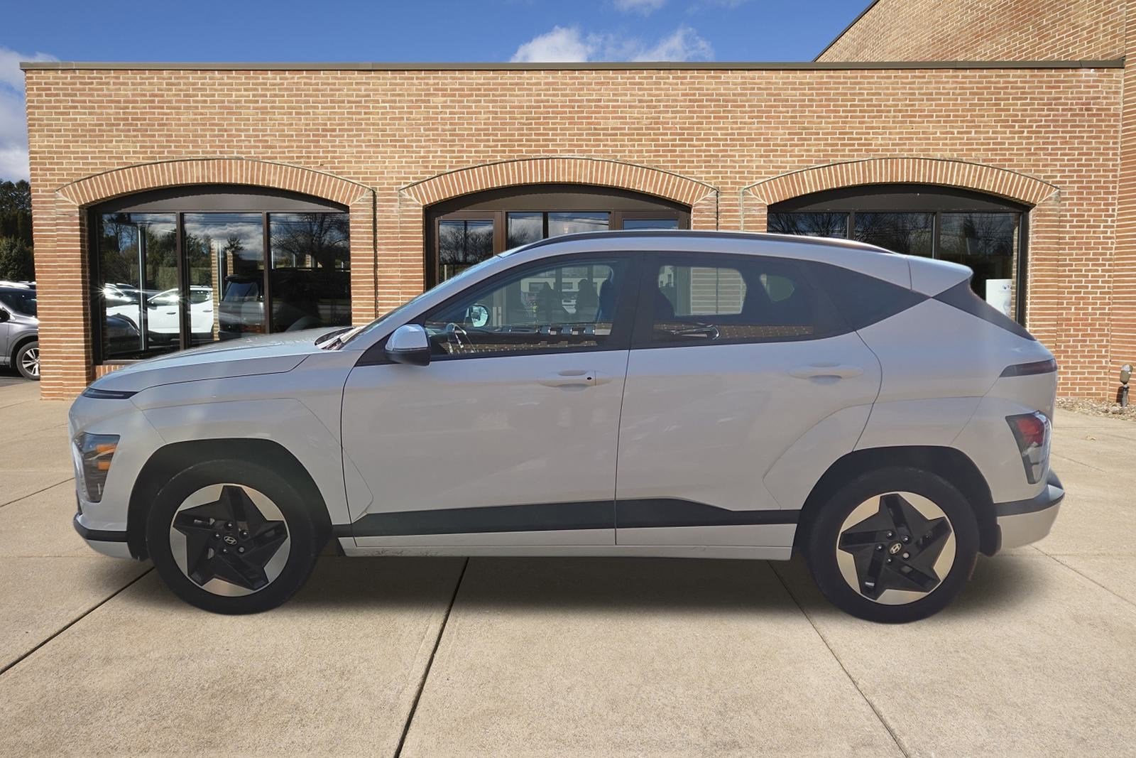 2024 Hyundai Kona Electric SEL