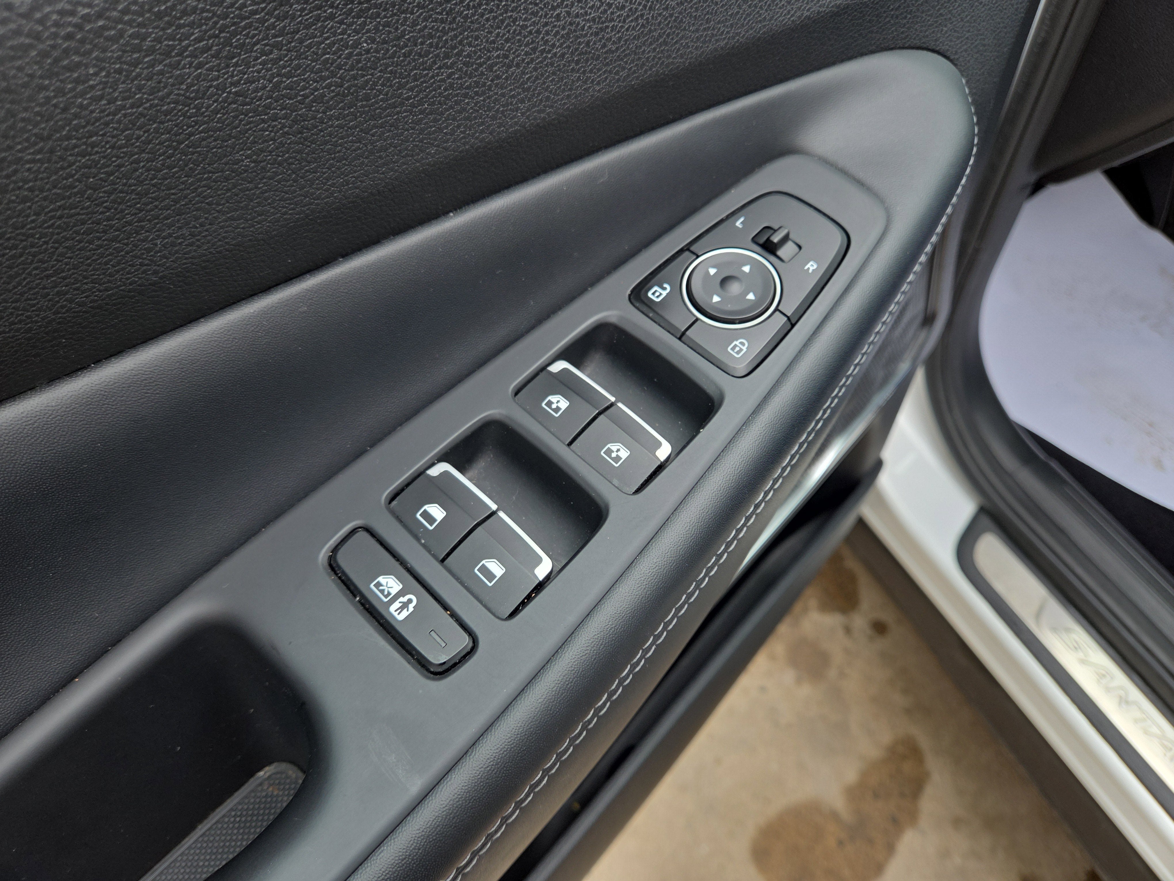 2021 Hyundai Santa Fe Hybrid SEL Premium