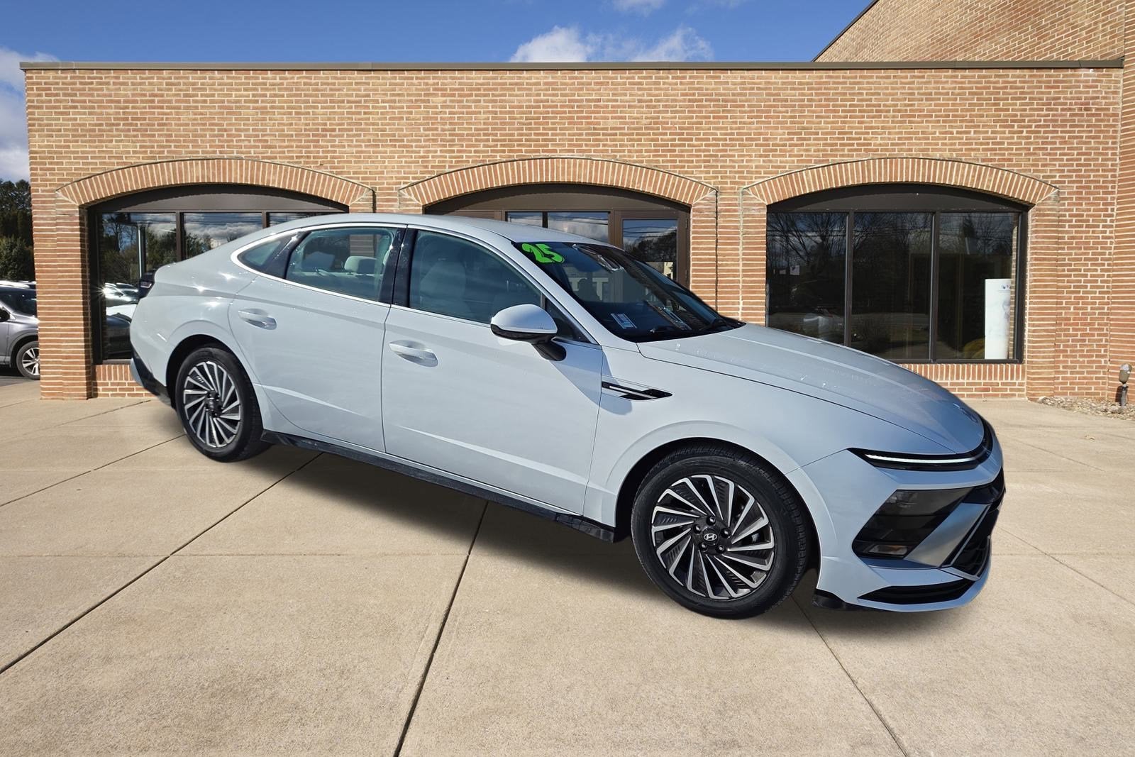 2025 Hyundai Sonata Hybrid SEL