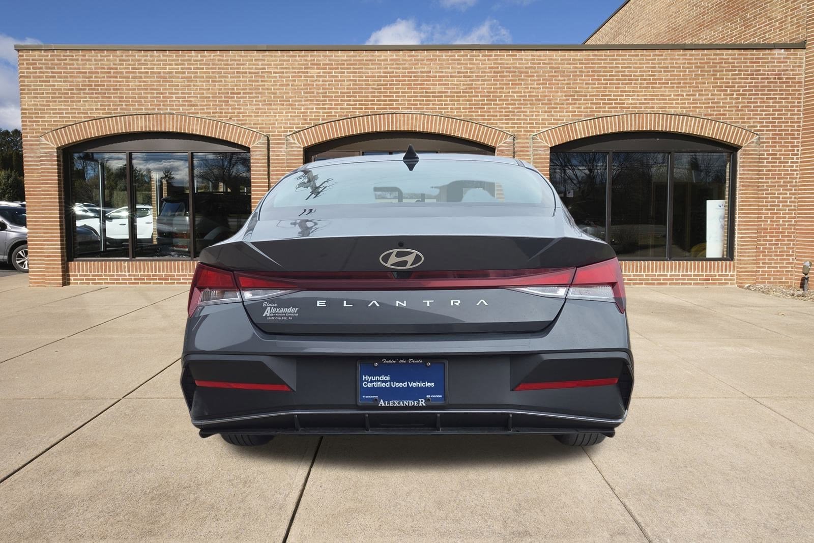 2024 Hyundai Elantra SEL