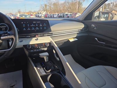 2023 Hyundai Elantra Hybrid Limited