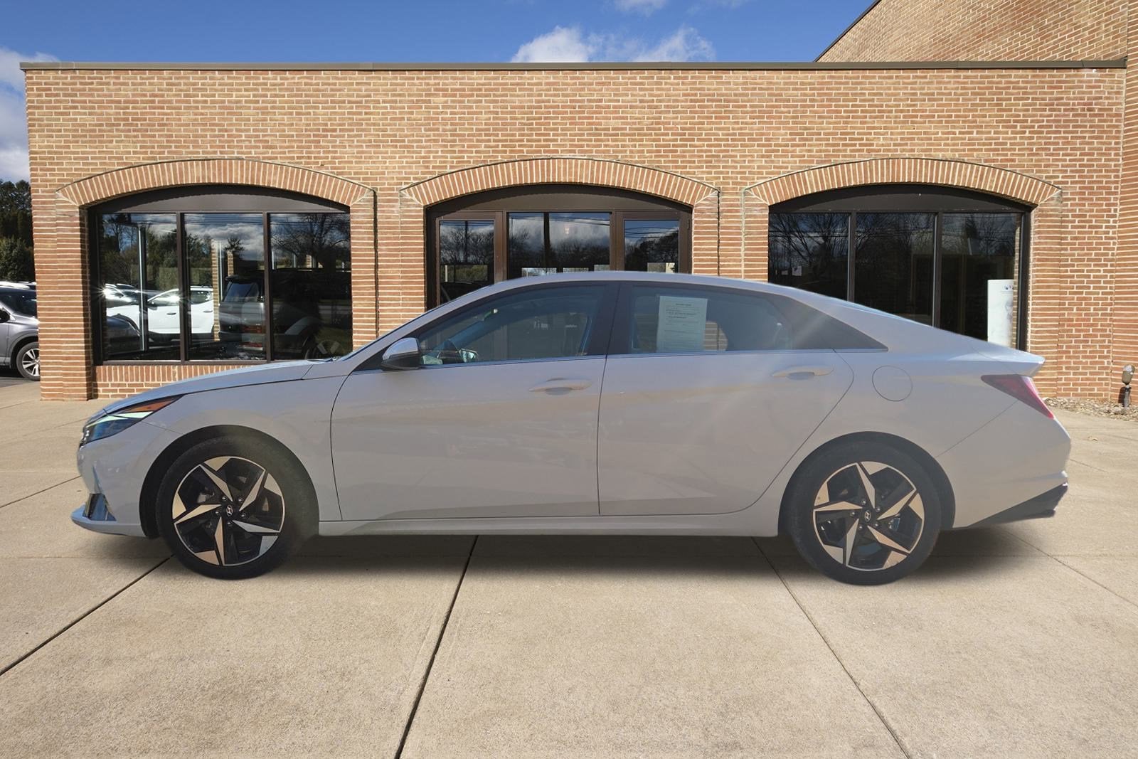 2023 Hyundai Elantra Hybrid Limited