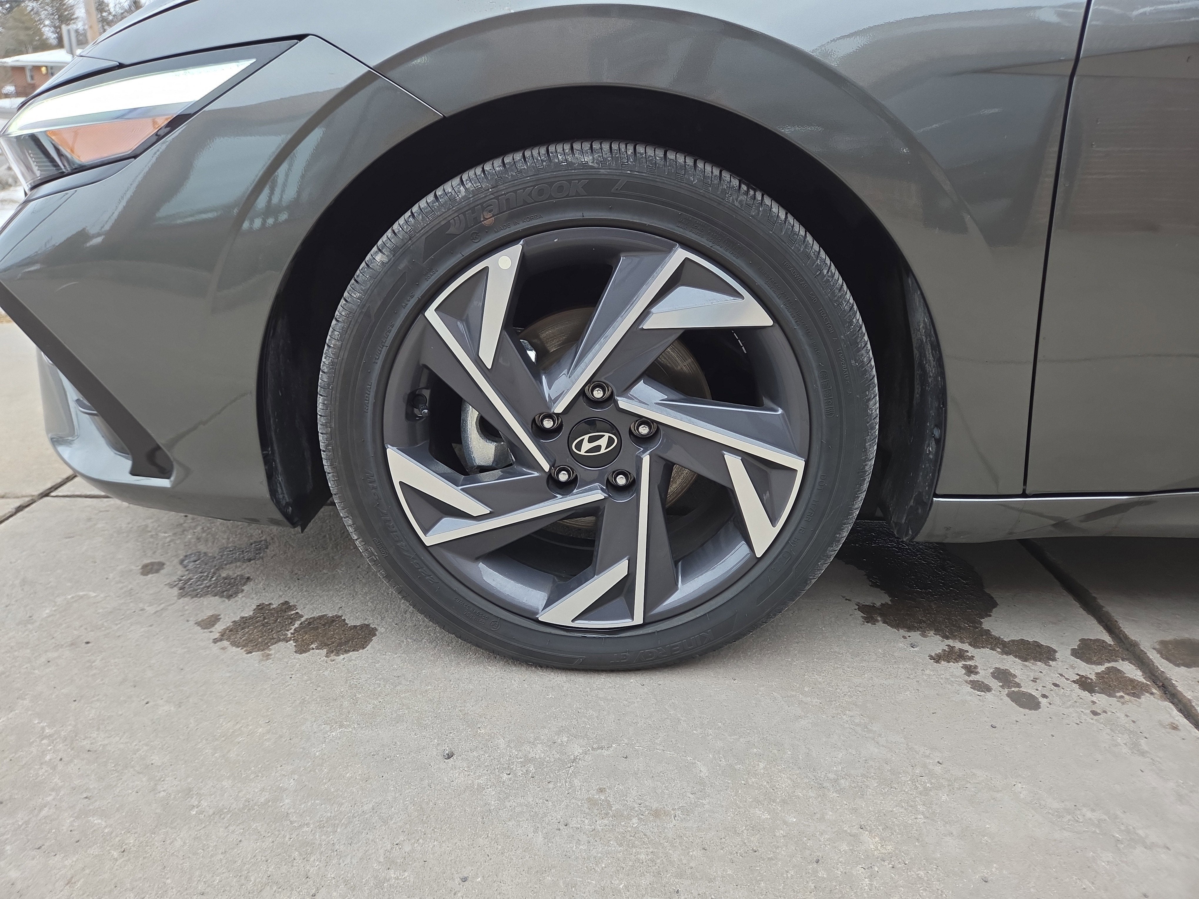 2025 Hyundai Elantra Hybrid Limited