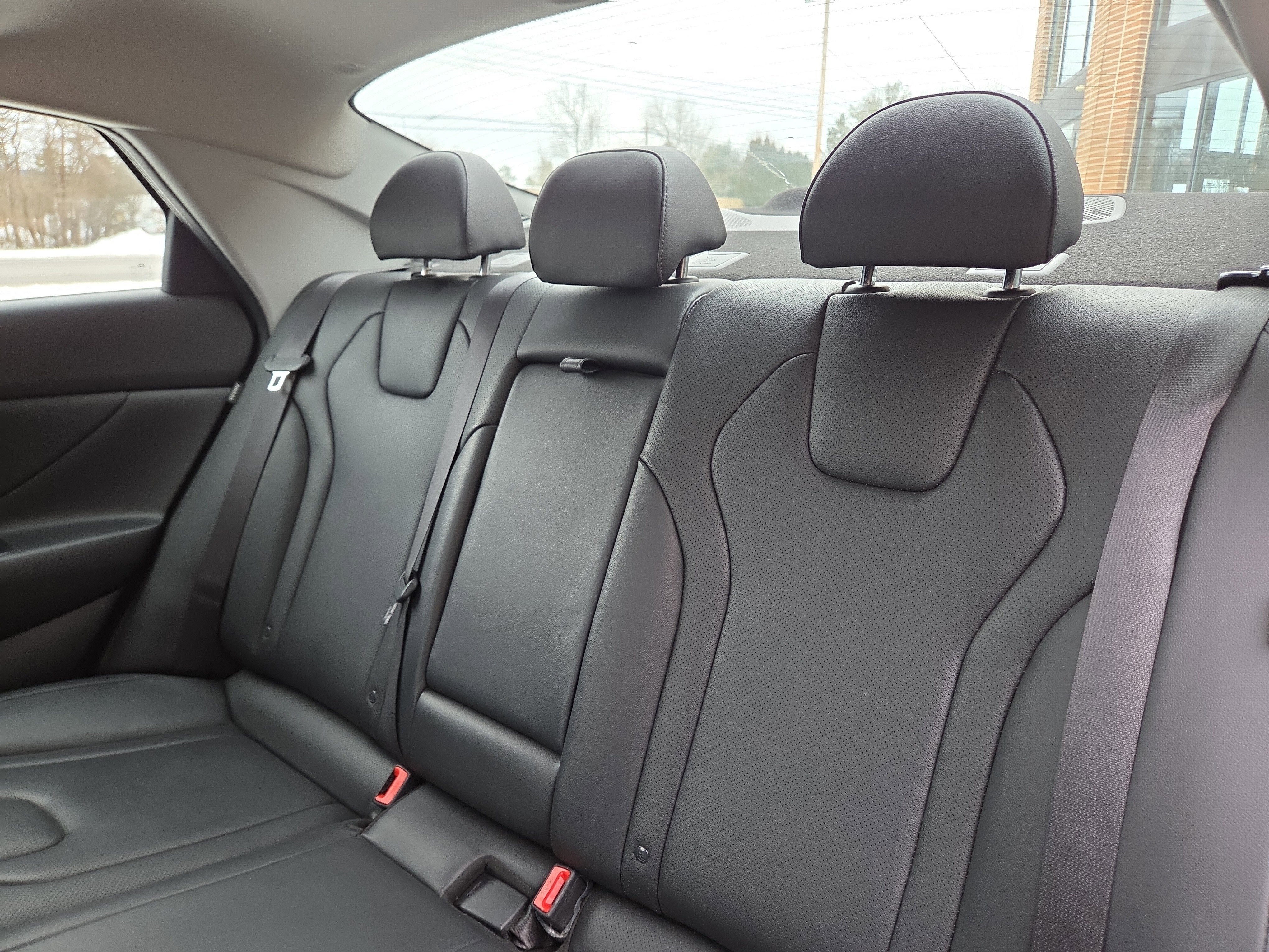 2025 Hyundai Elantra Hybrid Limited