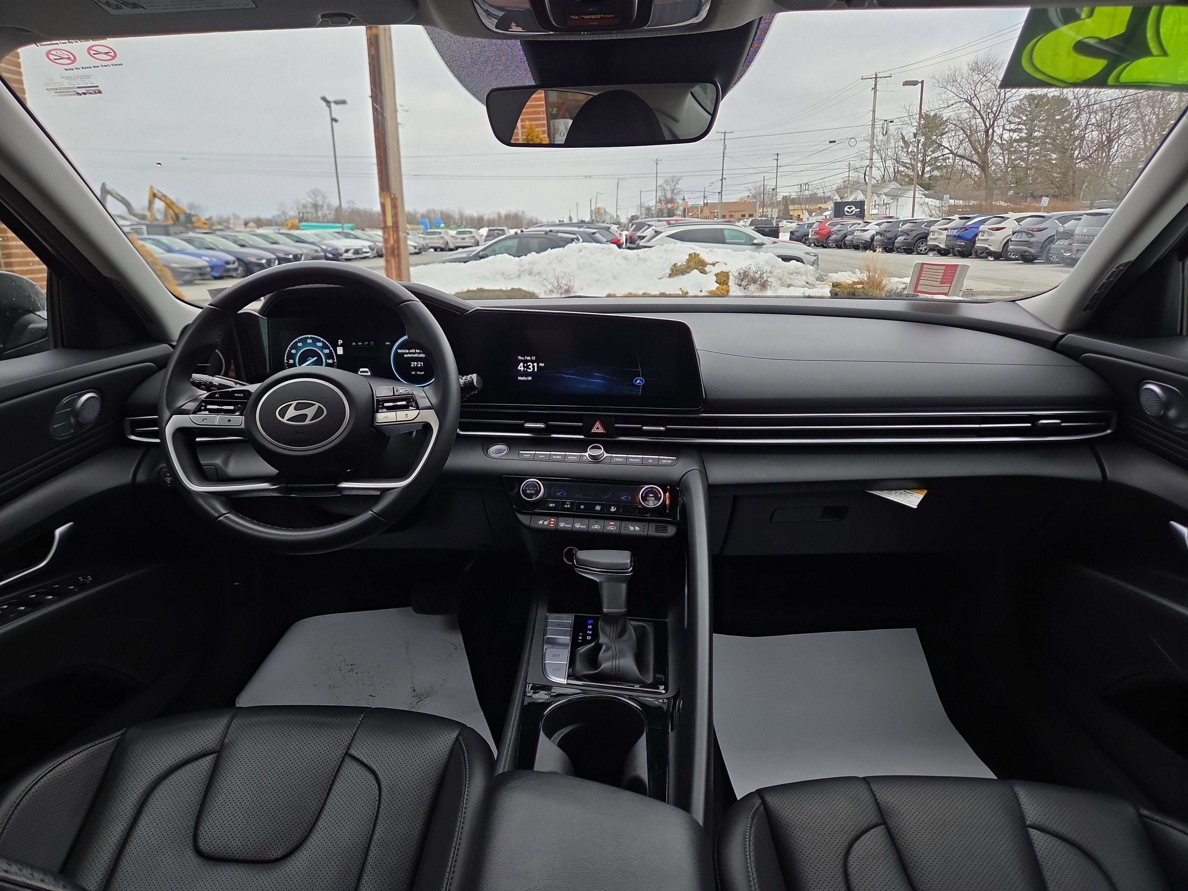 2025 Hyundai Elantra Hybrid Limited