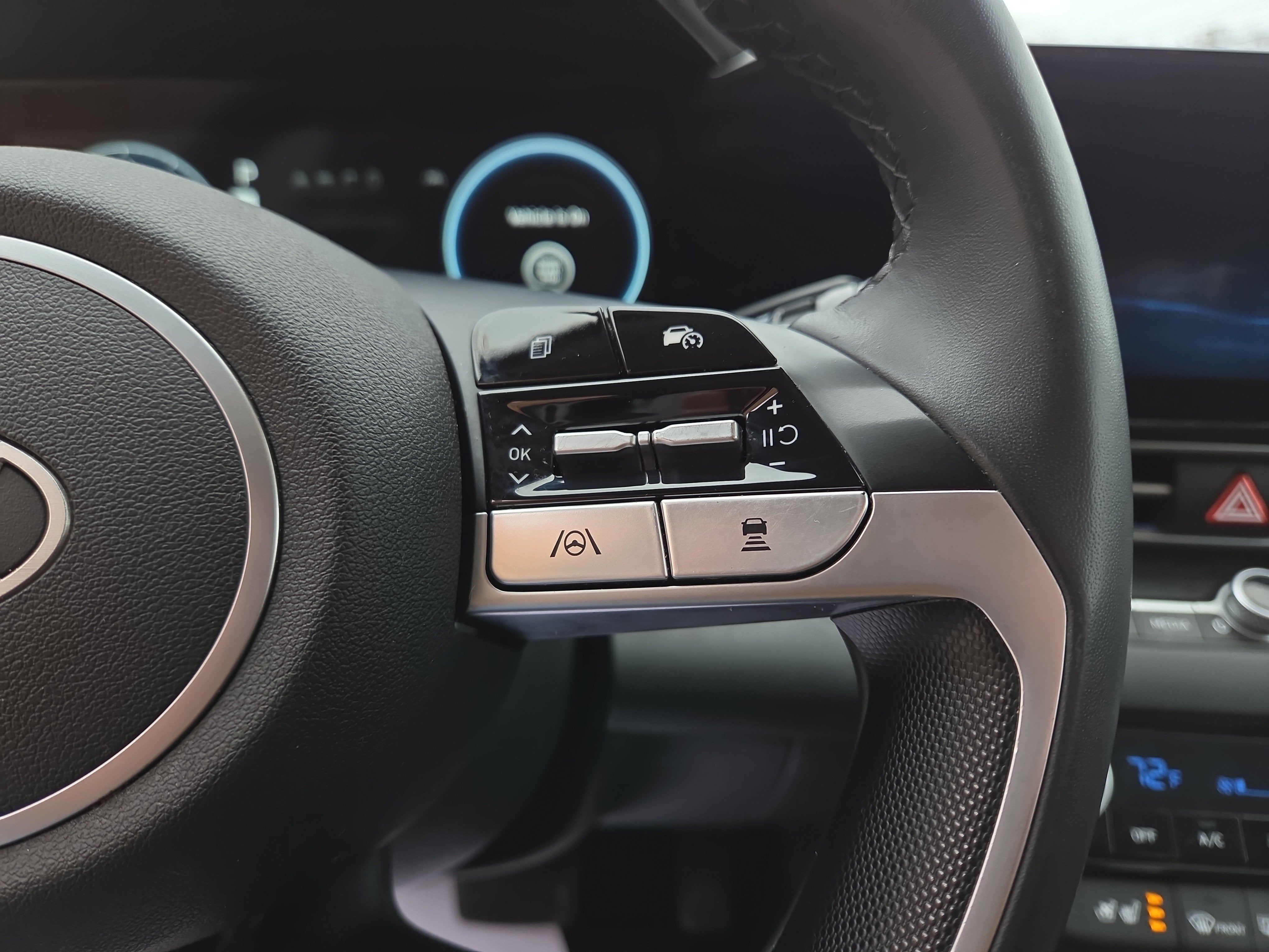 2025 Hyundai Elantra Hybrid Limited