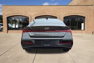 2025 Hyundai Elantra SEL Convenience