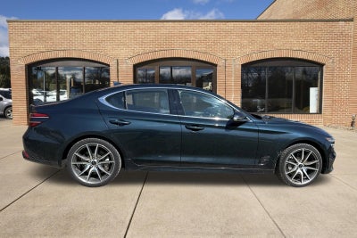 2025 Genesis G70 2.5T