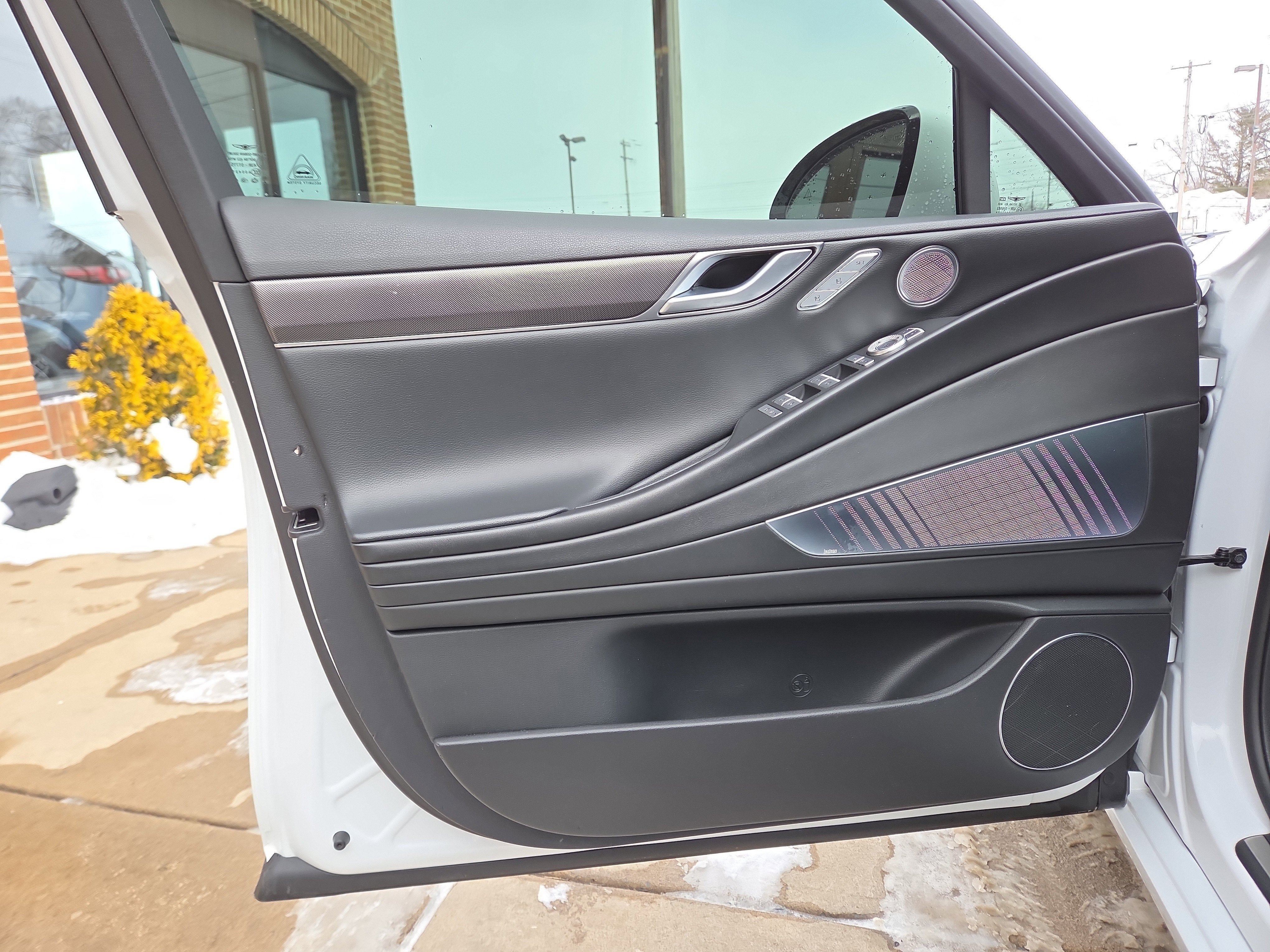 2023 Genesis G80 2.5T