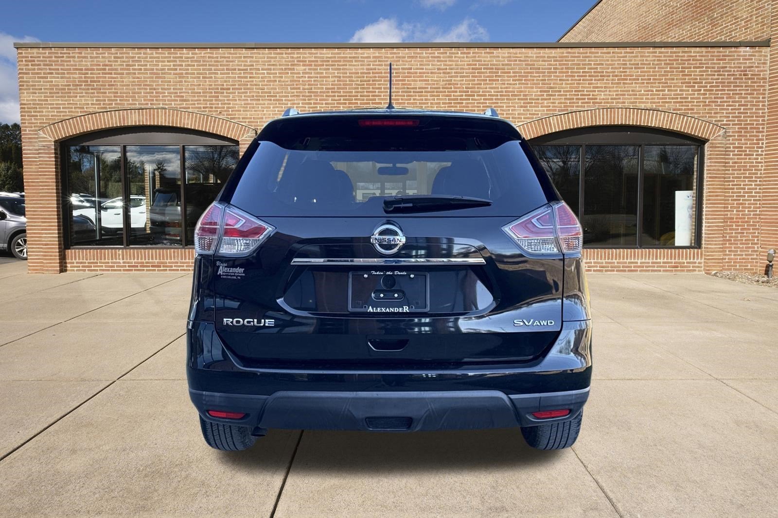 2016 Nissan Rogue SV