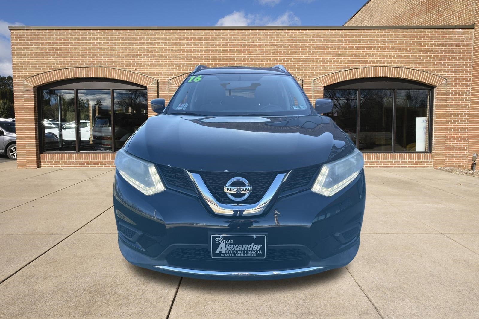 2016 Nissan Rogue SV