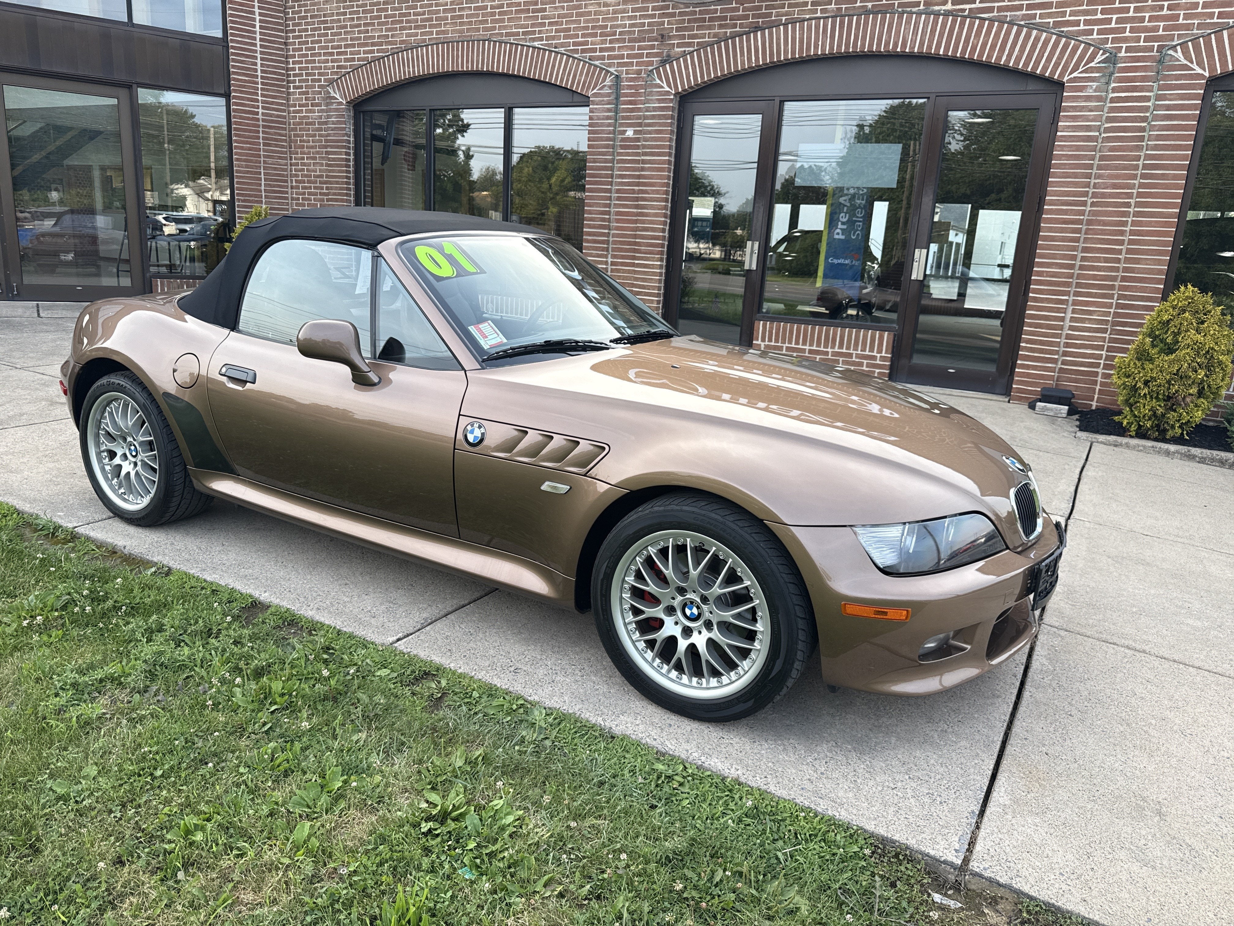 2001 BMW Z3 3.0i