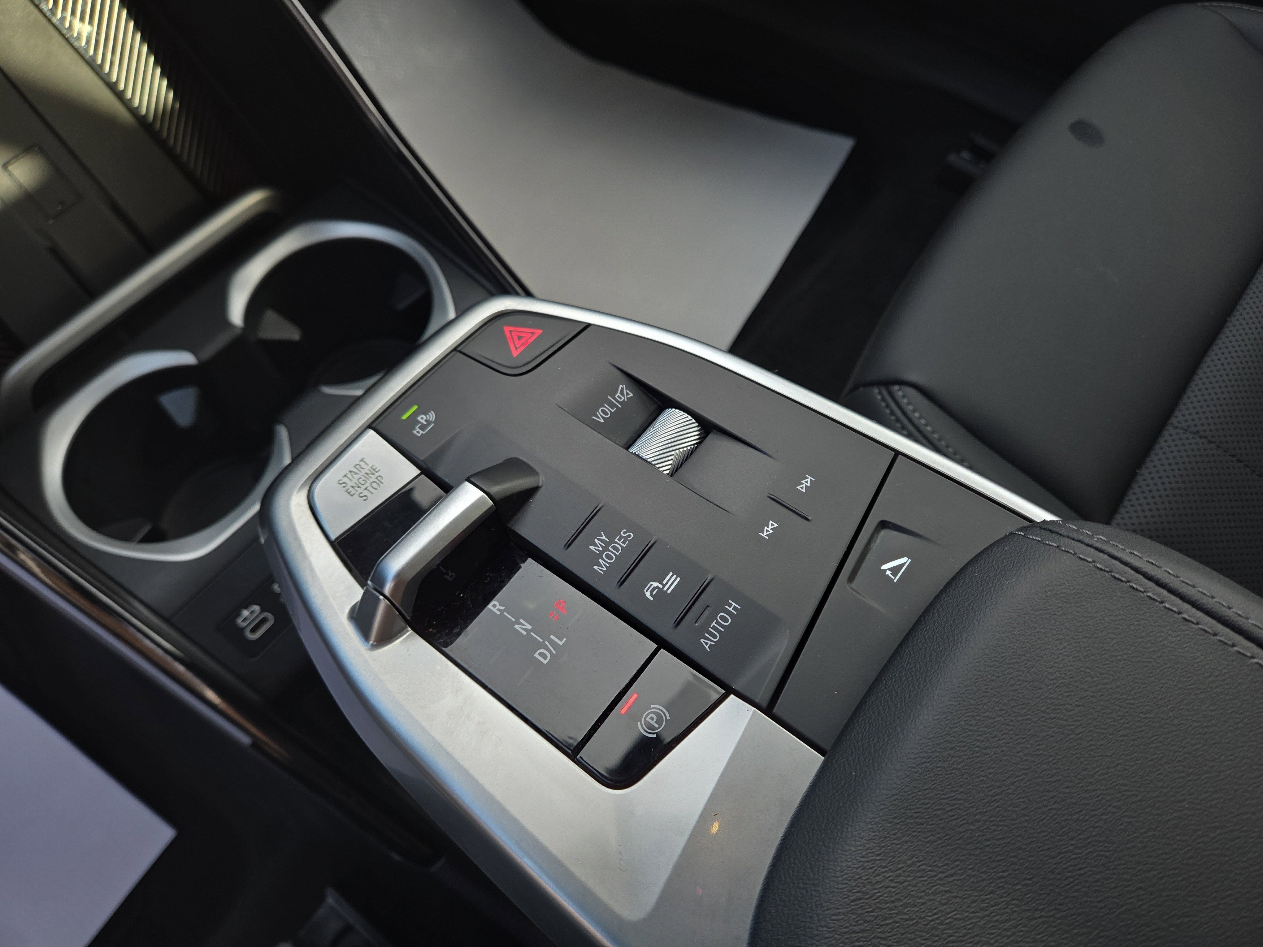 2025 BMW X2 xDrive28i