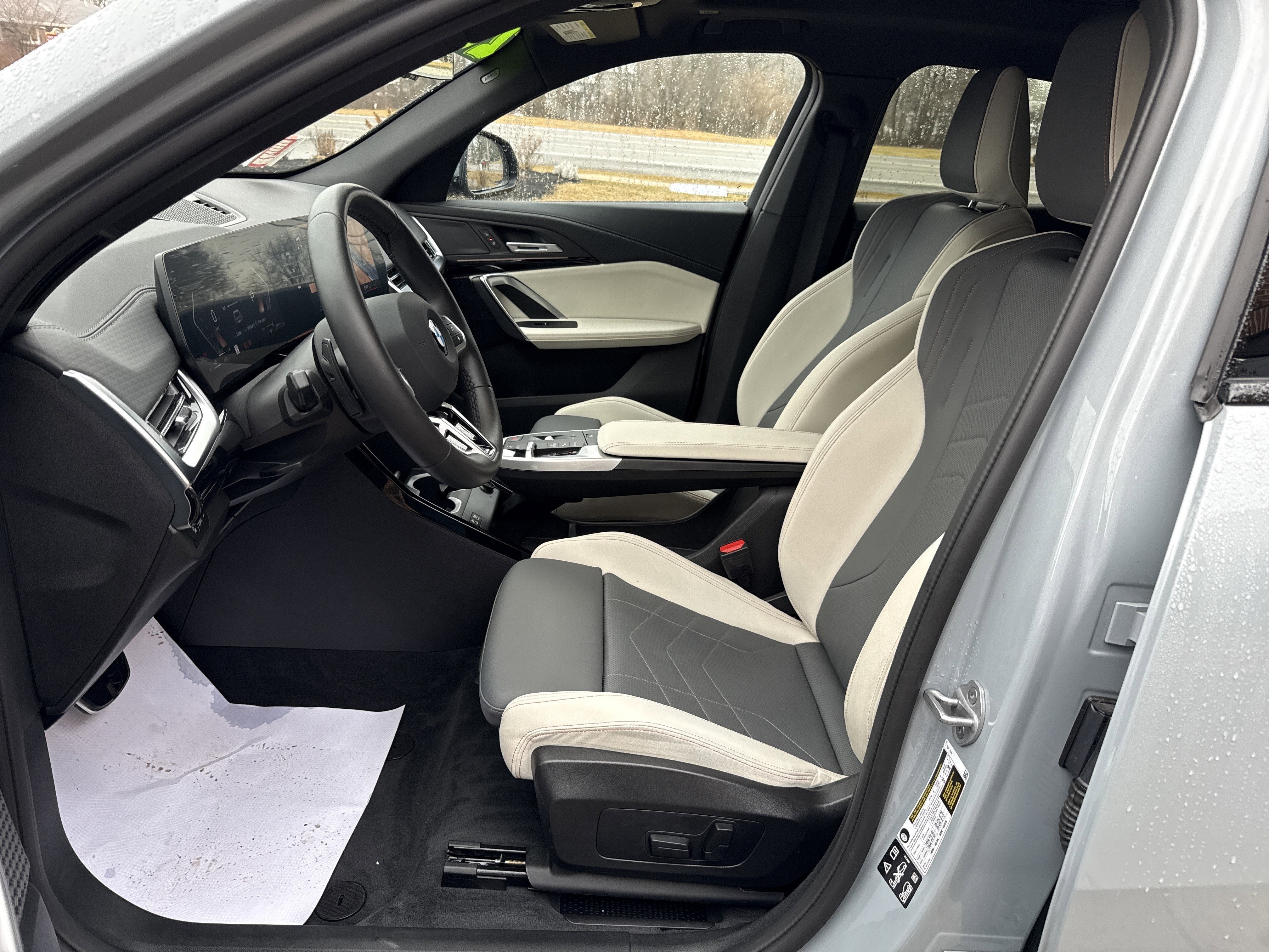 2025 BMW X2 xDrive28i