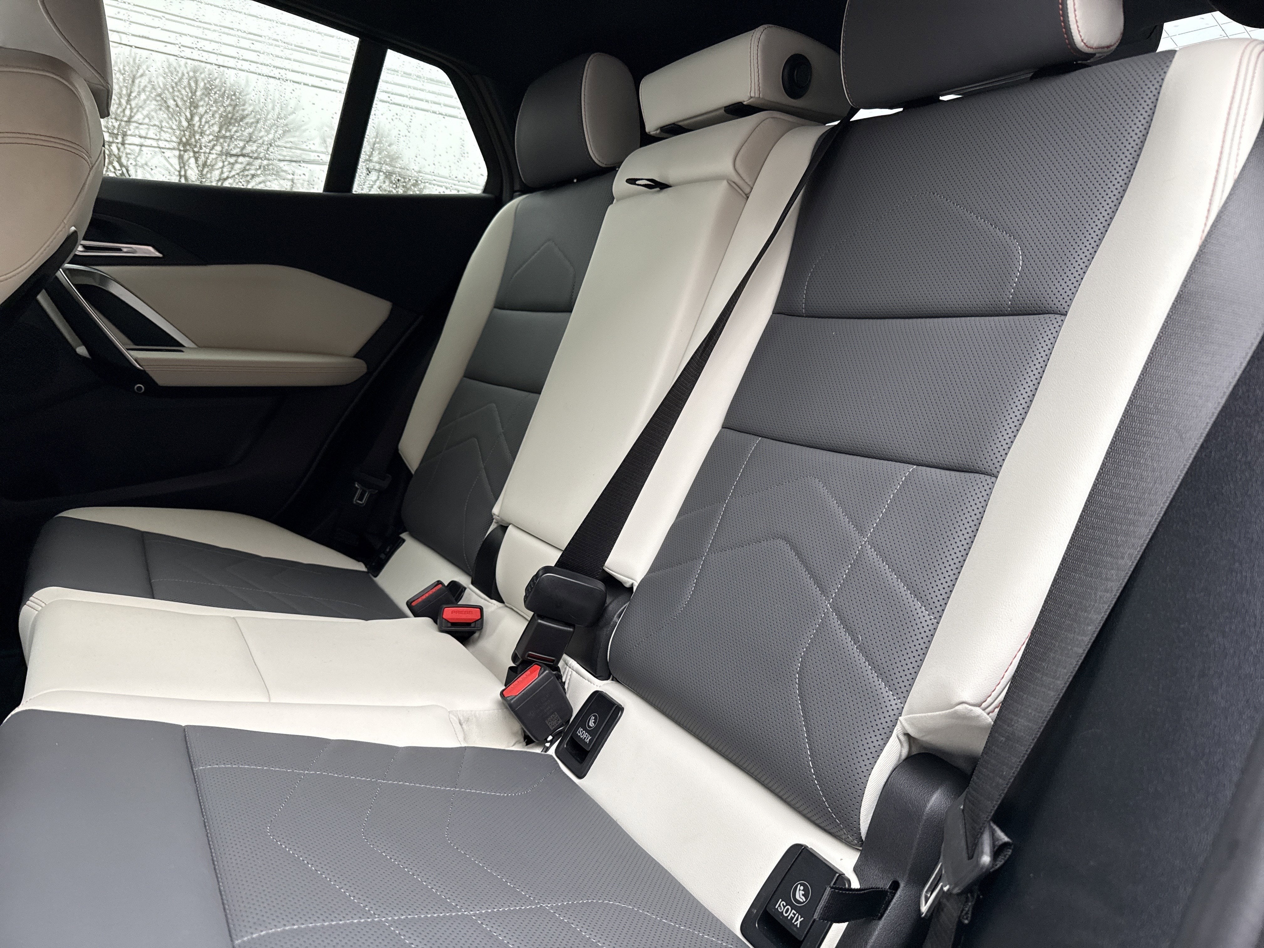 2025 BMW X2 xDrive28i