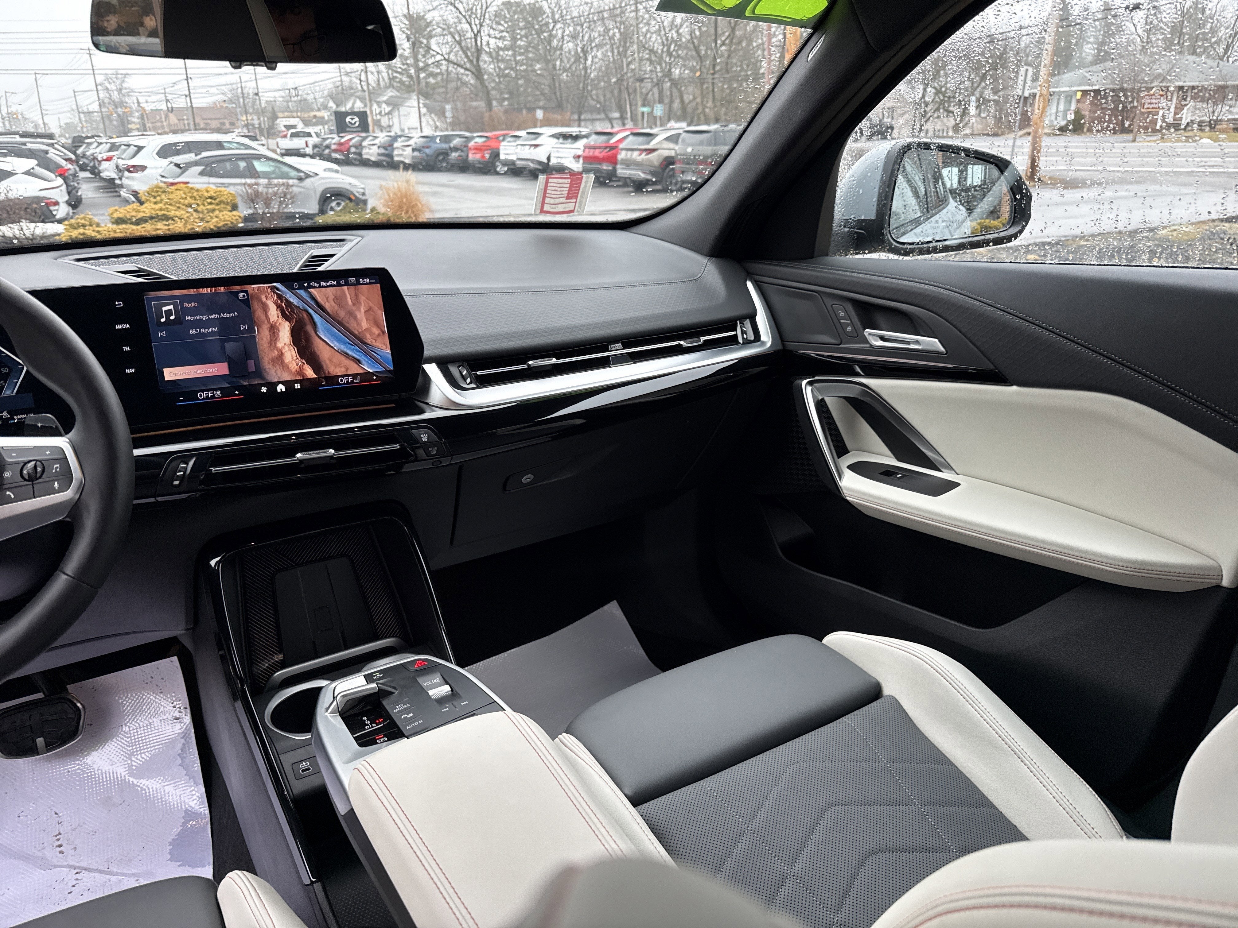 2025 BMW X2 xDrive28i