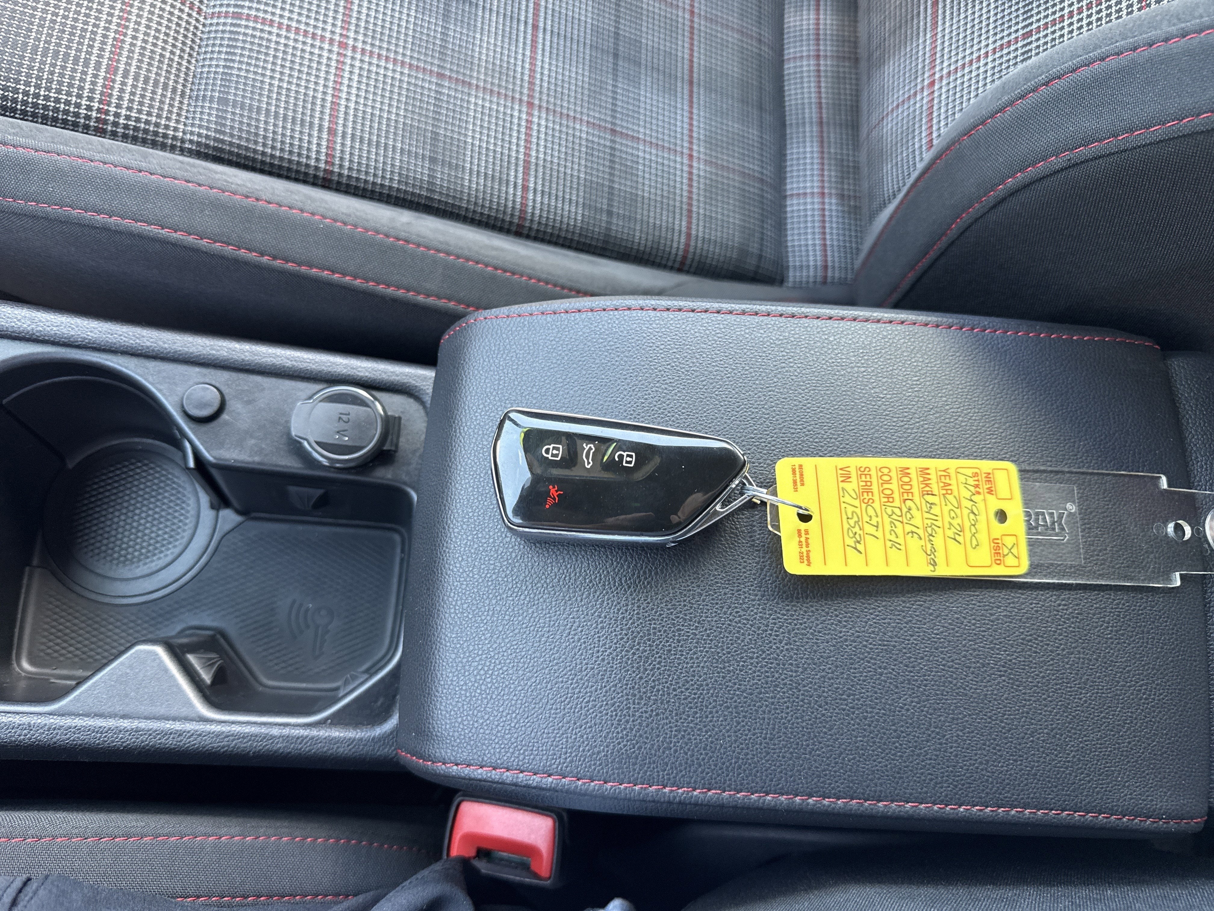 2024 Volkswagen Golf GTI S