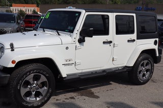 2016 Jeep Wrangler Unlimited Sahara