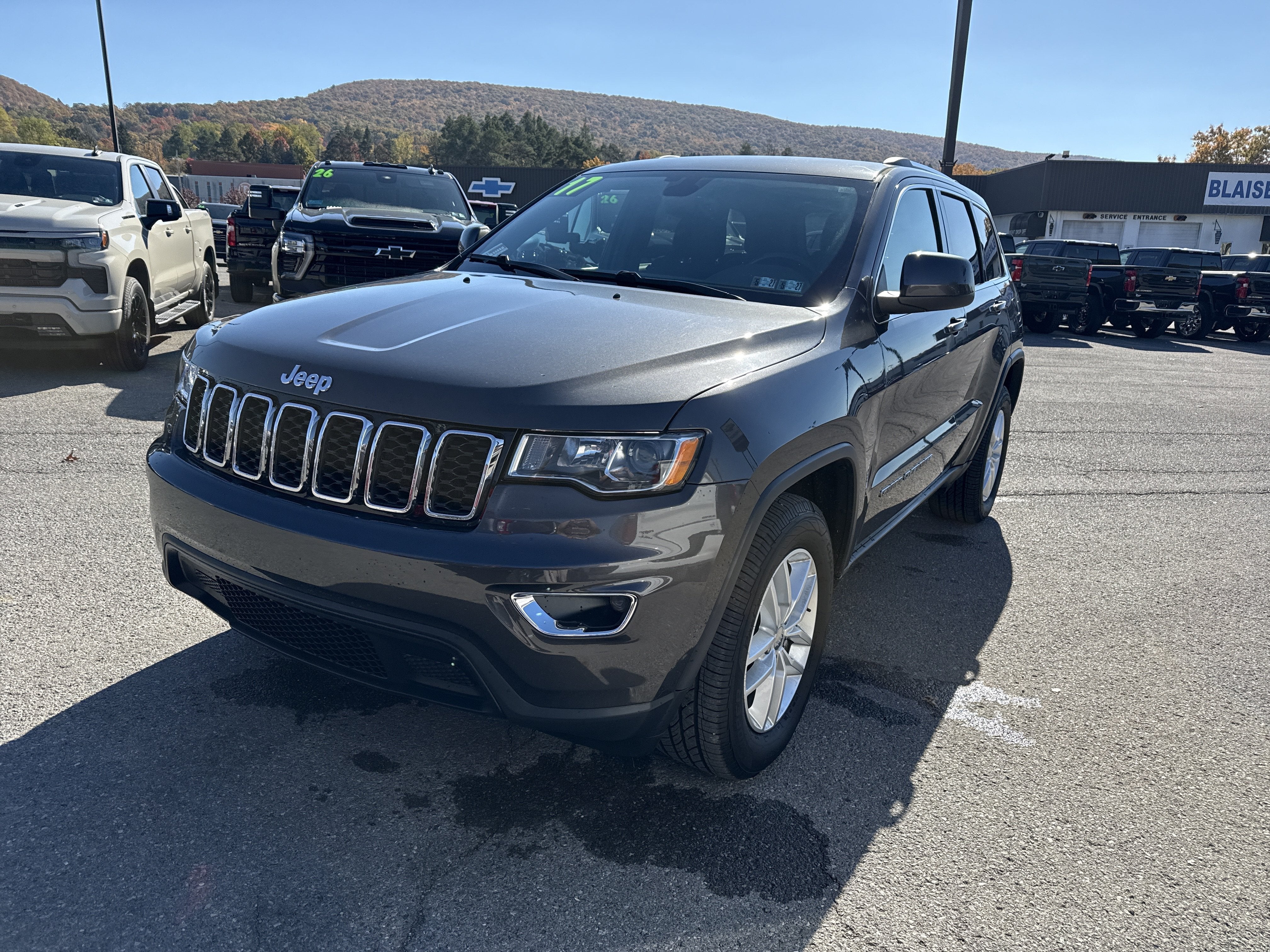 2017 Jeep Grand Cherokee Laredo