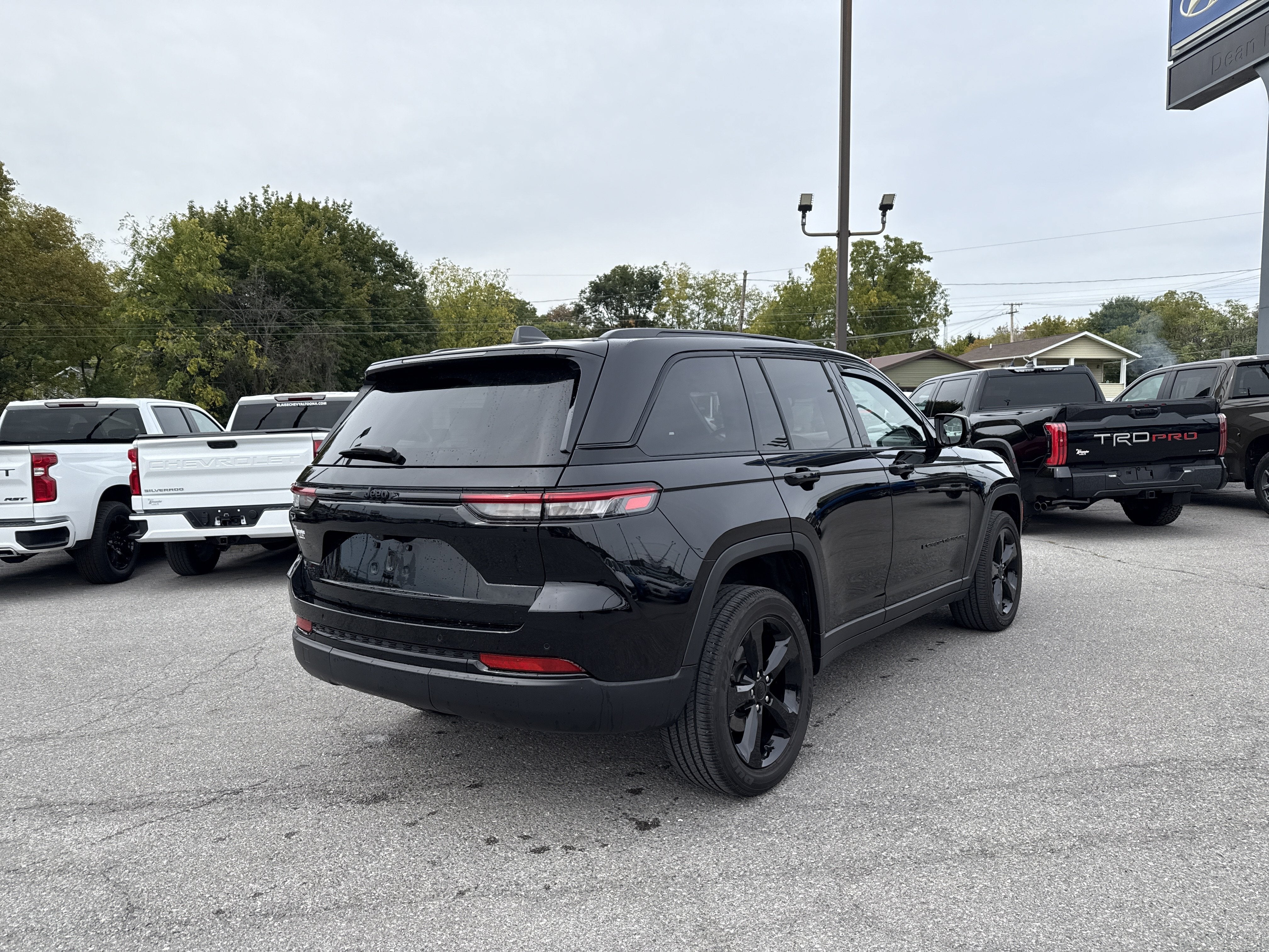 2024 Jeep Grand Cherokee Altitude