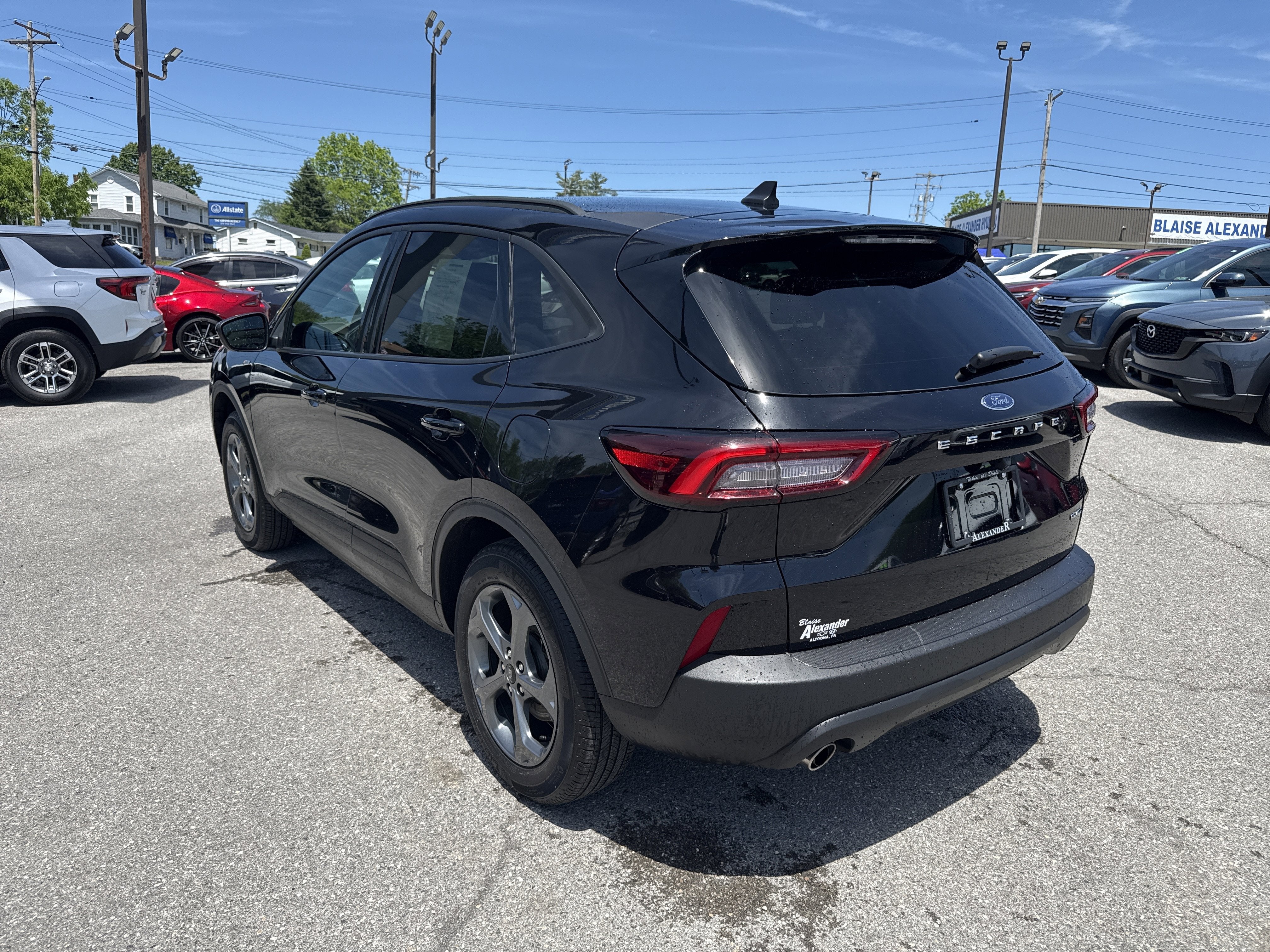 2025 Ford Escape ST-Line Select