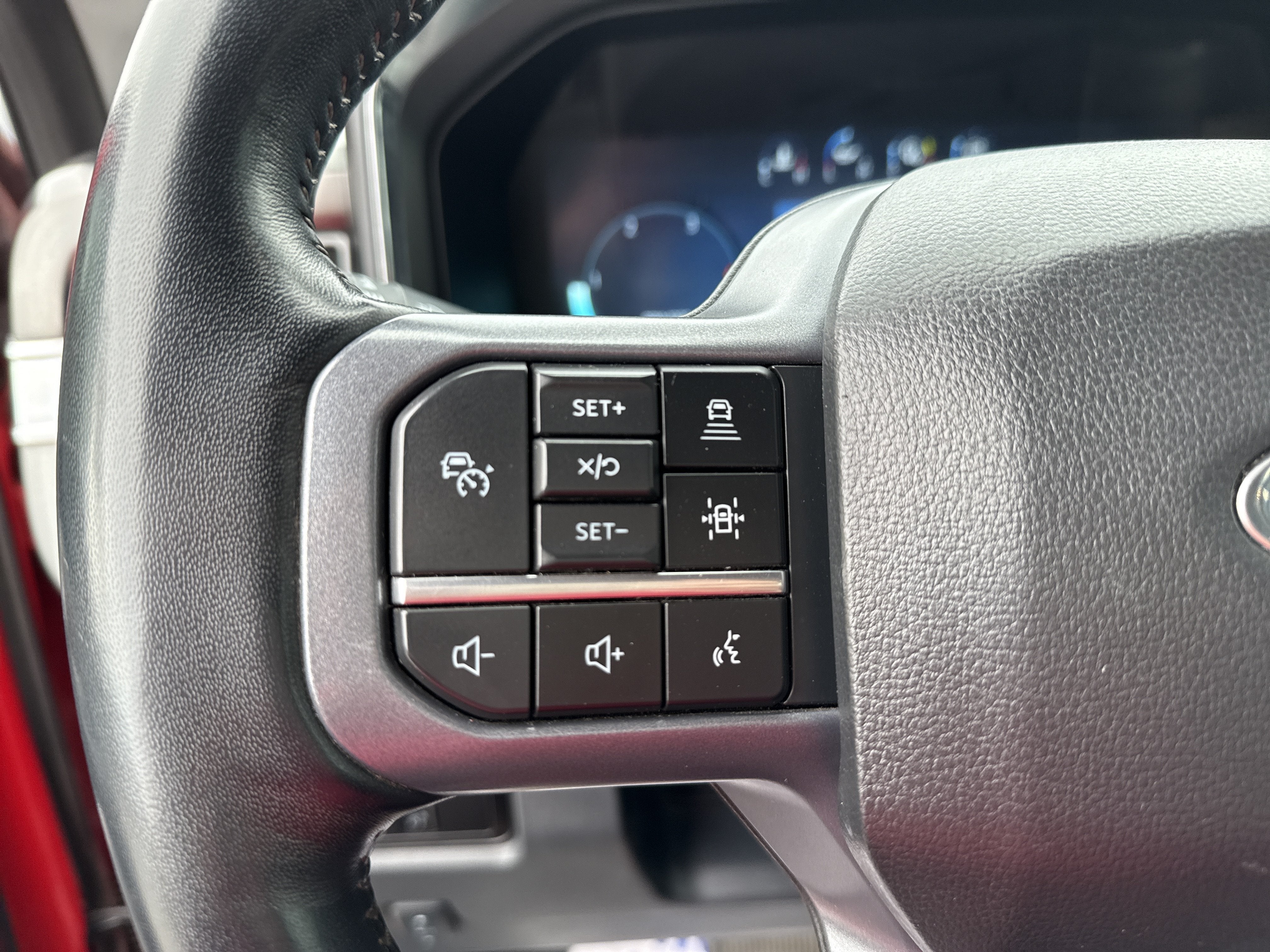 2023 Ford Super Duty F-350 SRW LARIAT