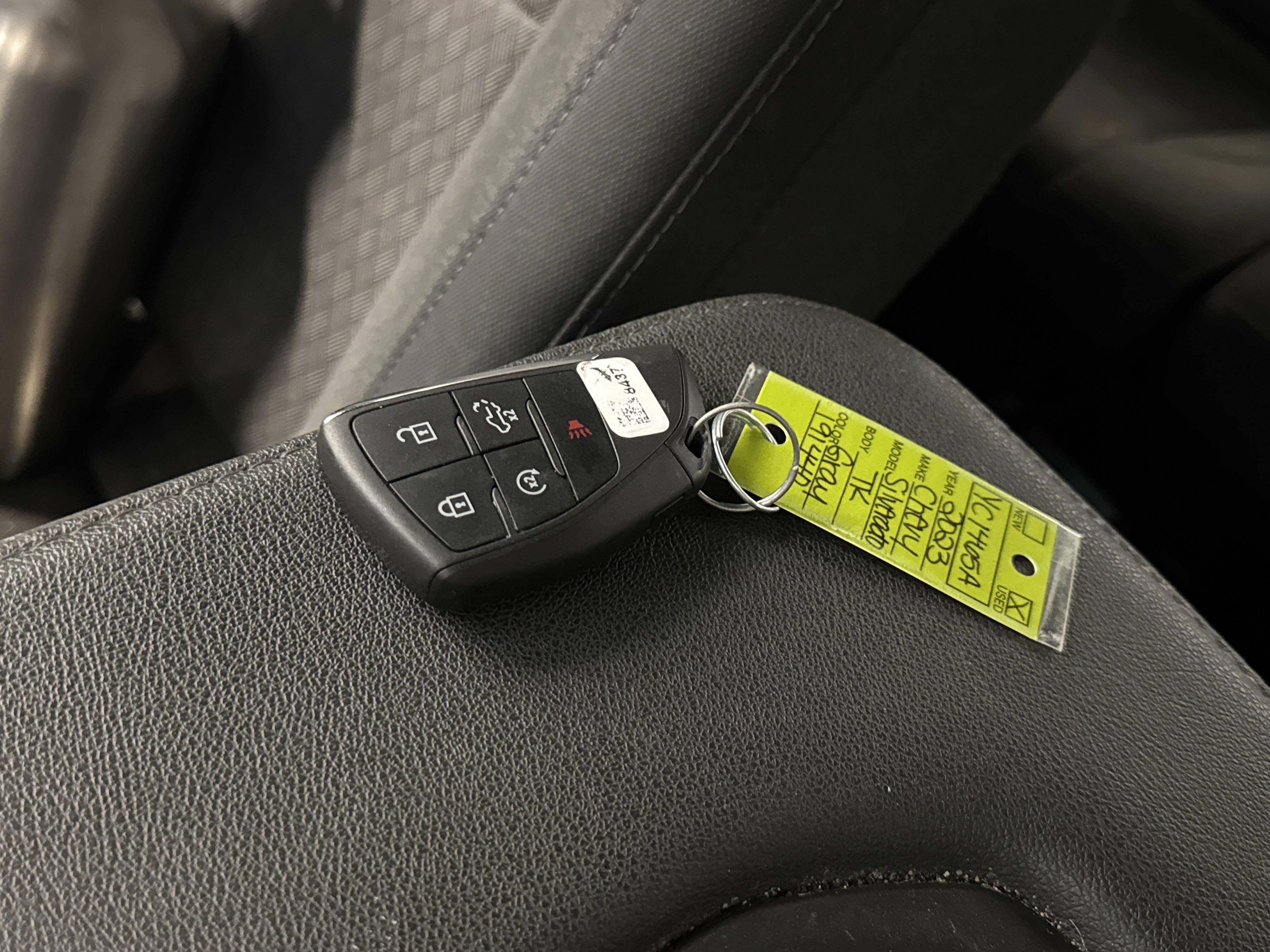 2023 Chevrolet Silverado 1500 Custom