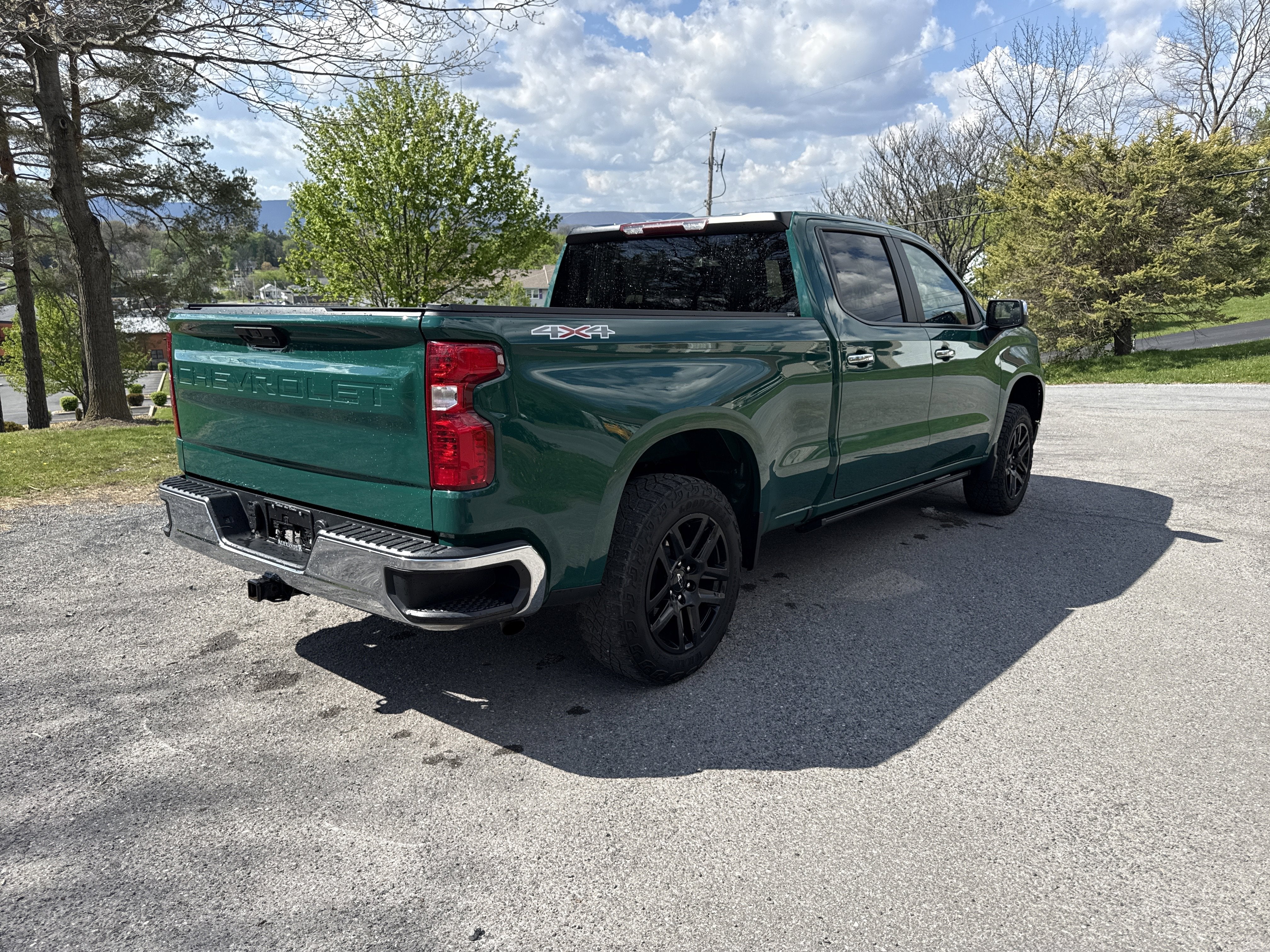 2024 Chevrolet Silverado 1500 LT