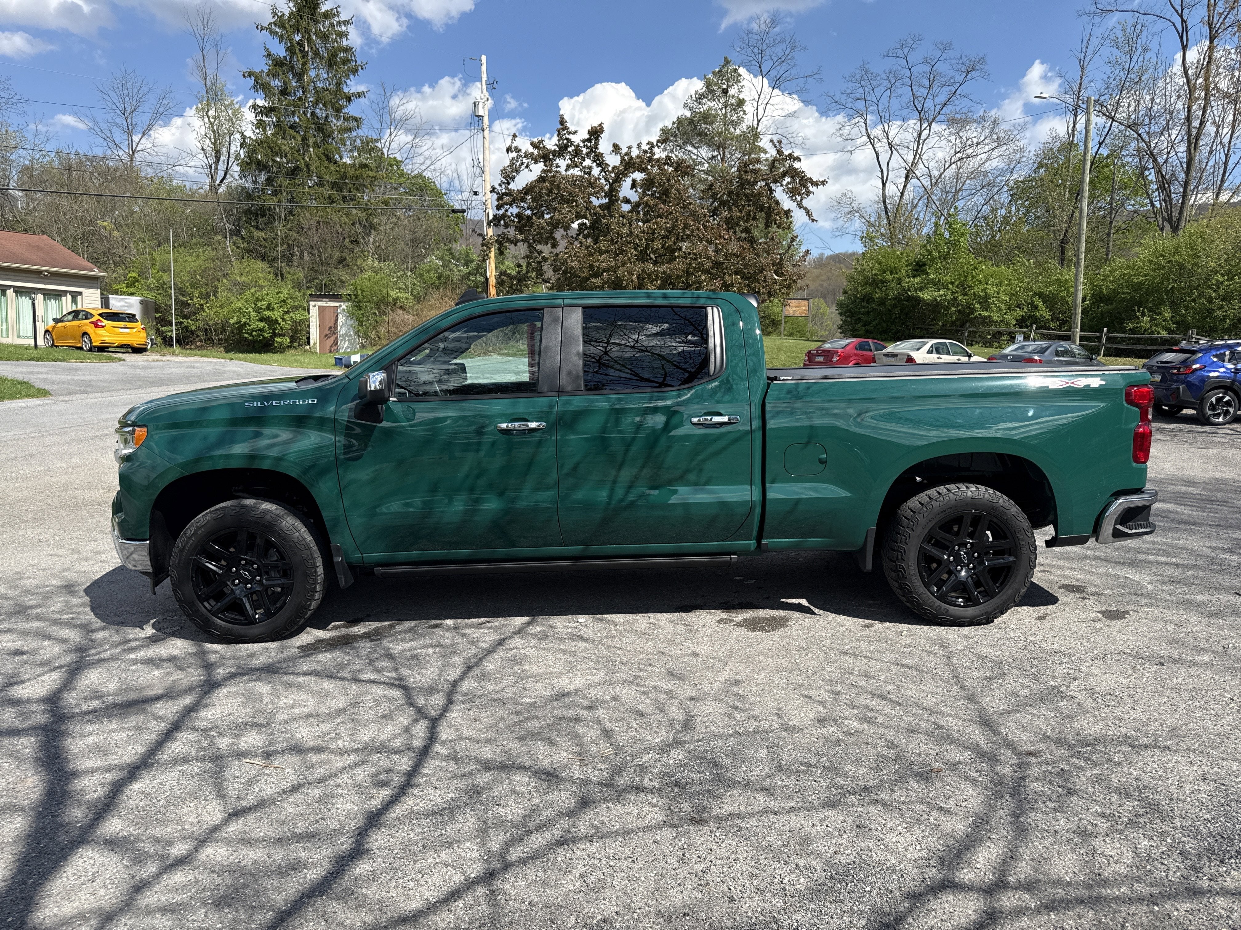 2024 Chevrolet Silverado 1500 LT