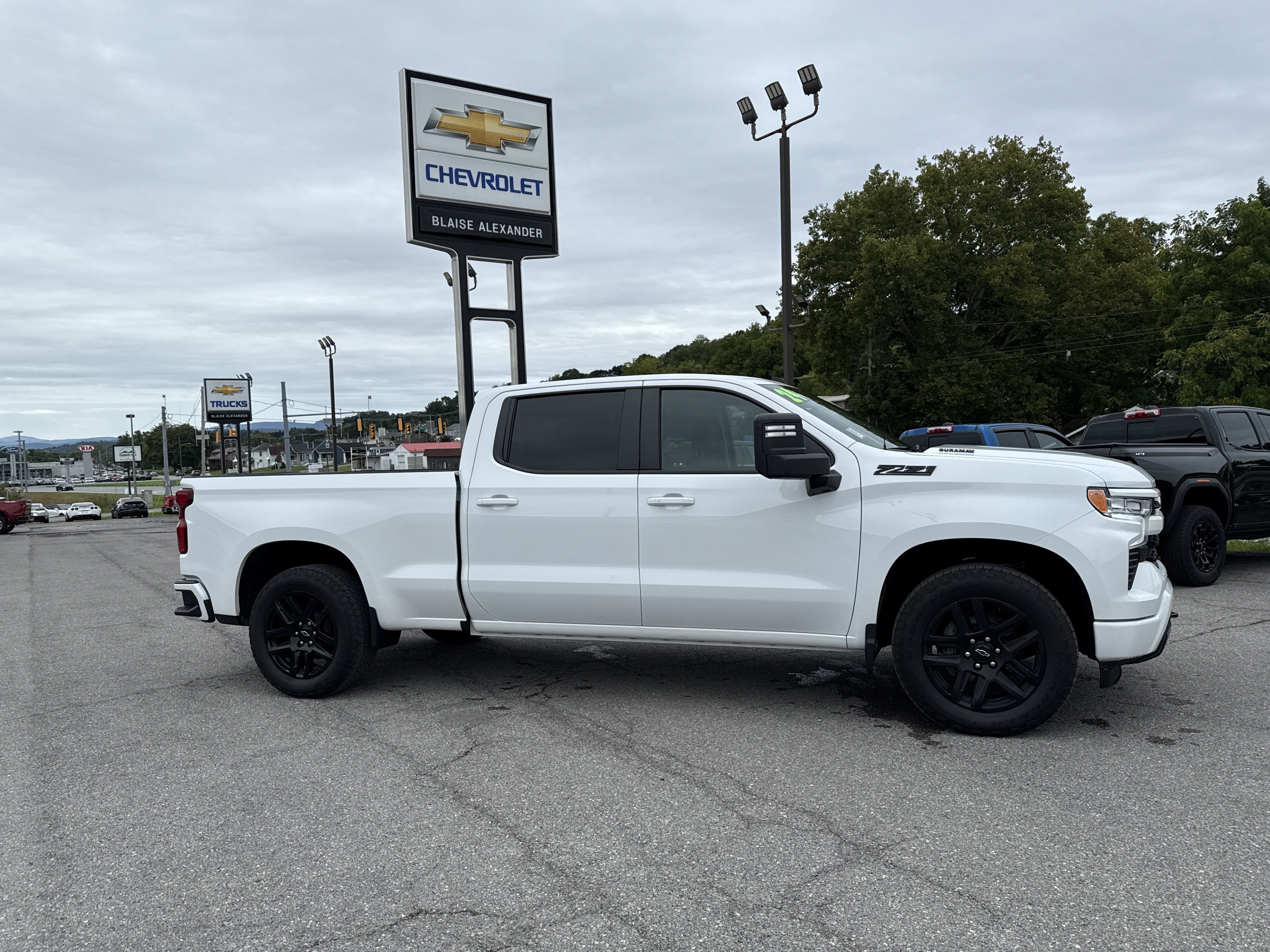 2024 Chevrolet Silverado 1500 RST