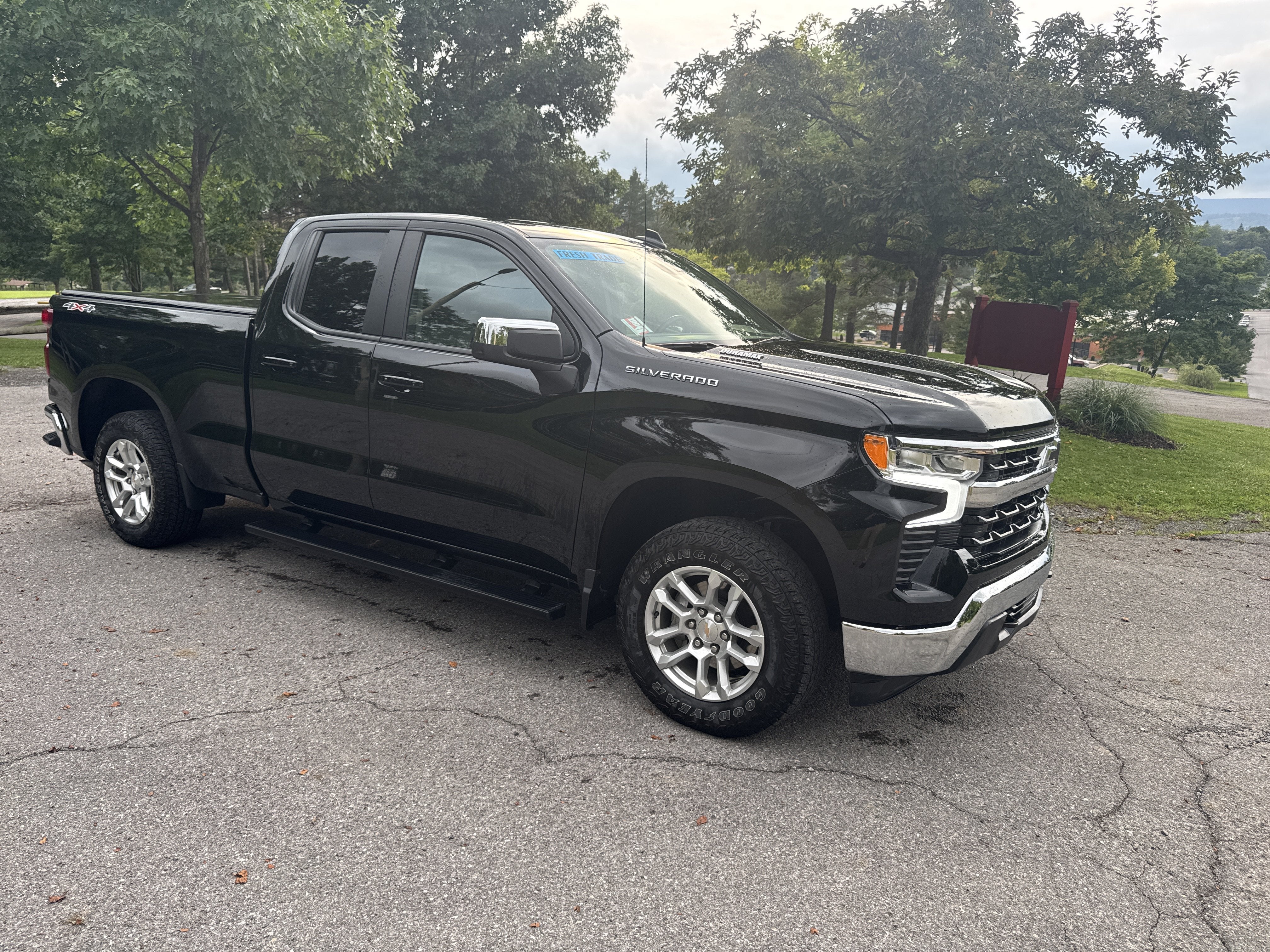 2025 Chevrolet Silverado 1500 LT