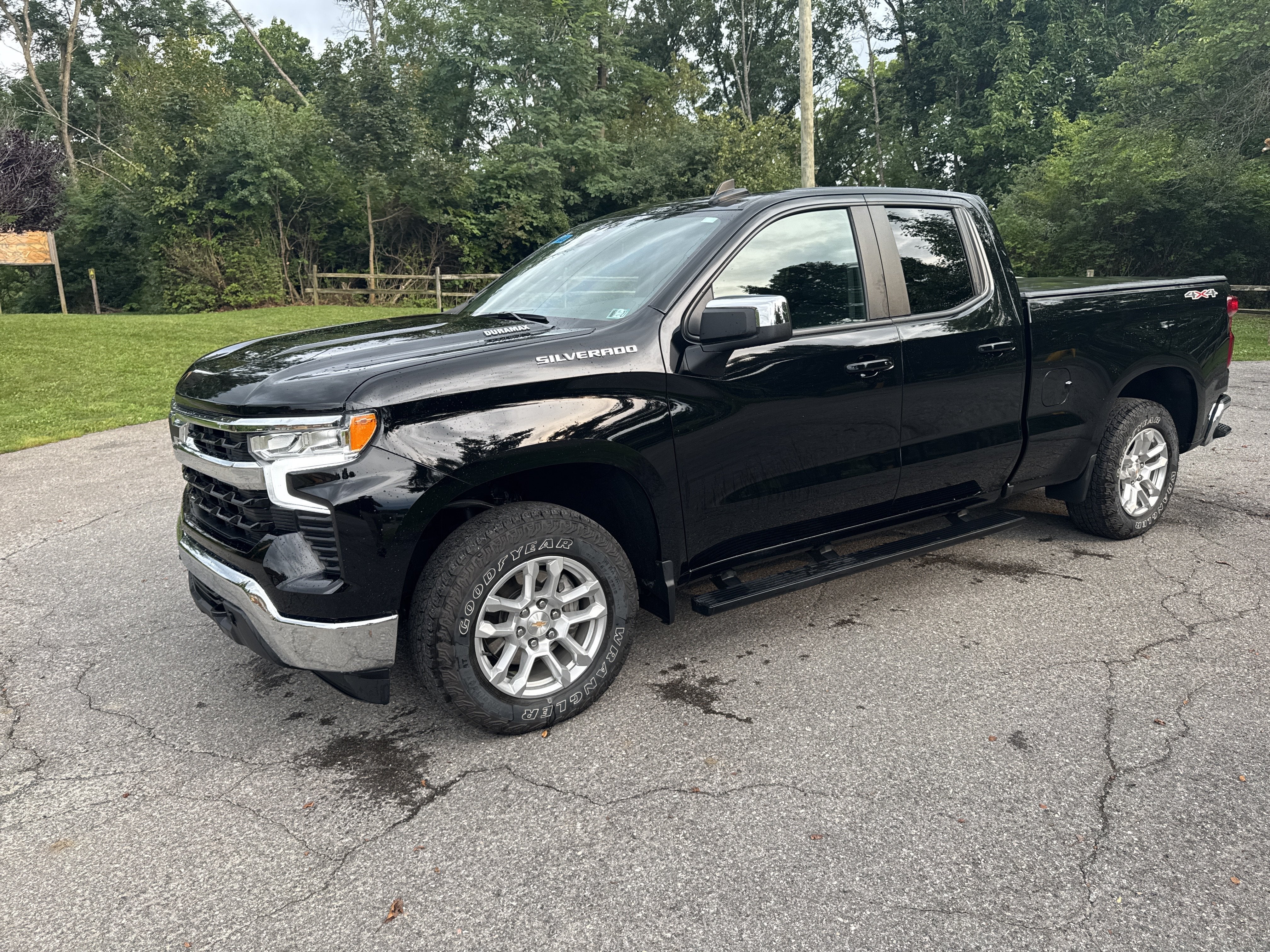 2025 Chevrolet Silverado 1500 LT