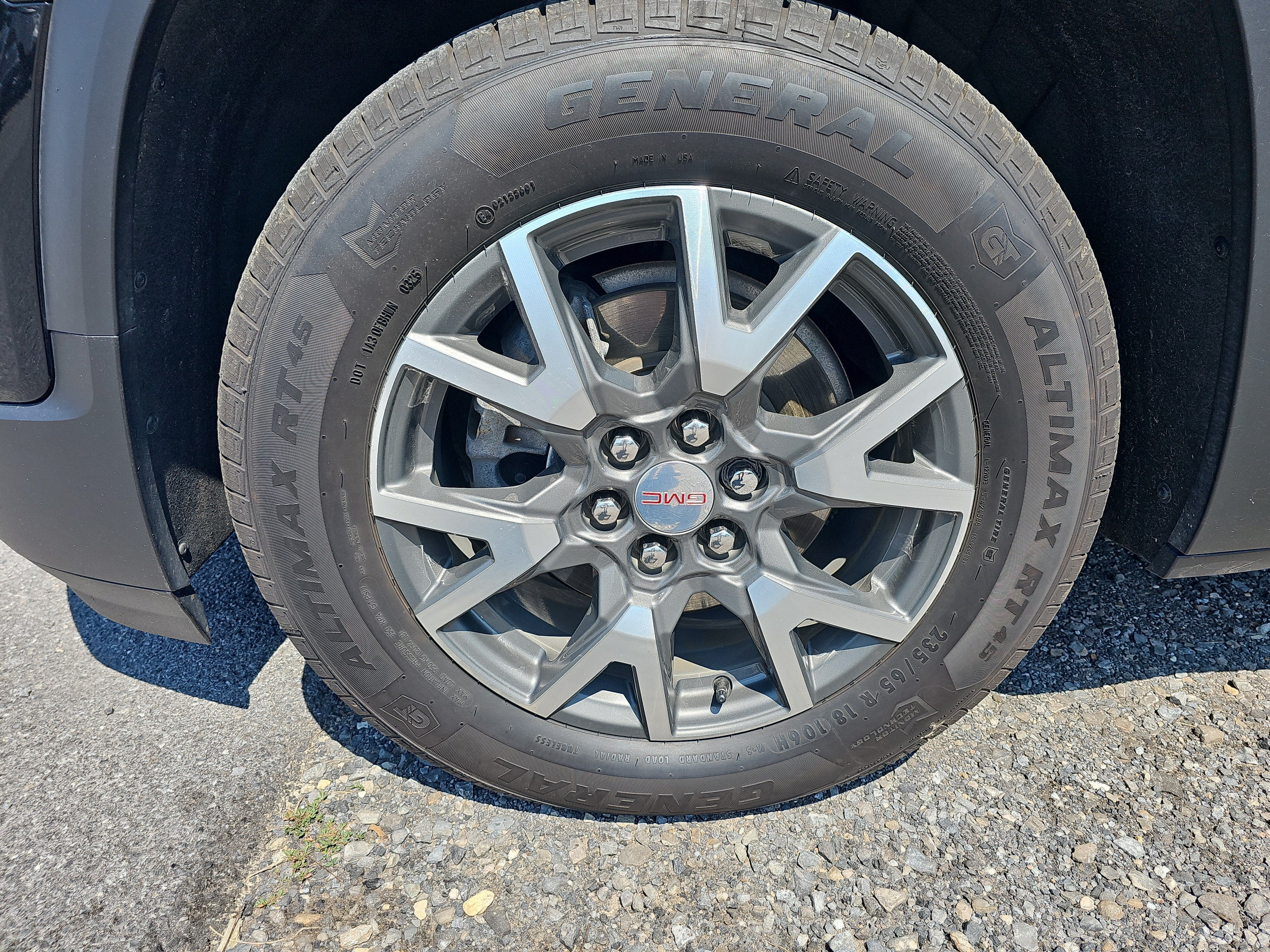 2023 GMC Acadia SLE