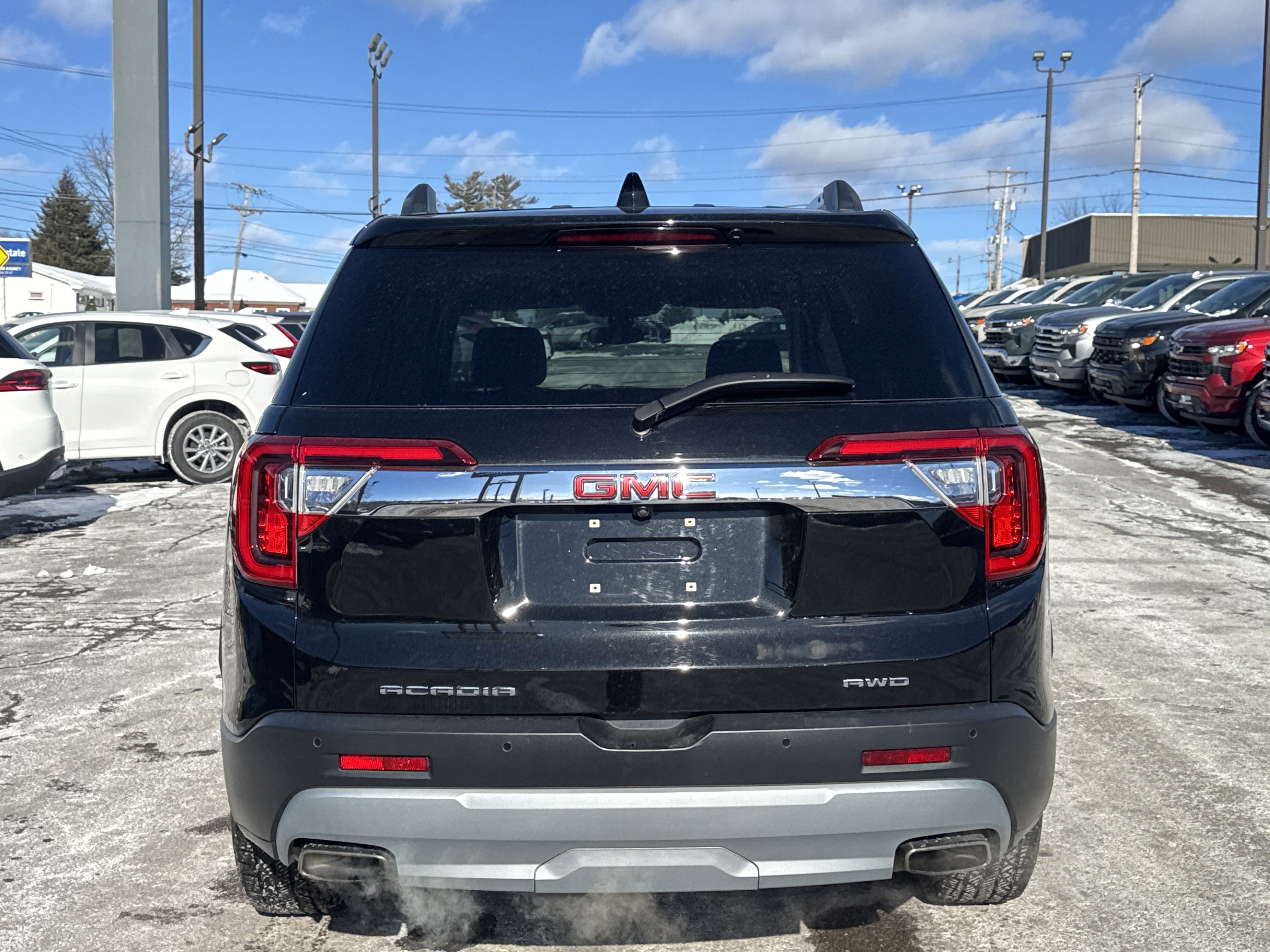 2023 GMC Acadia SLE