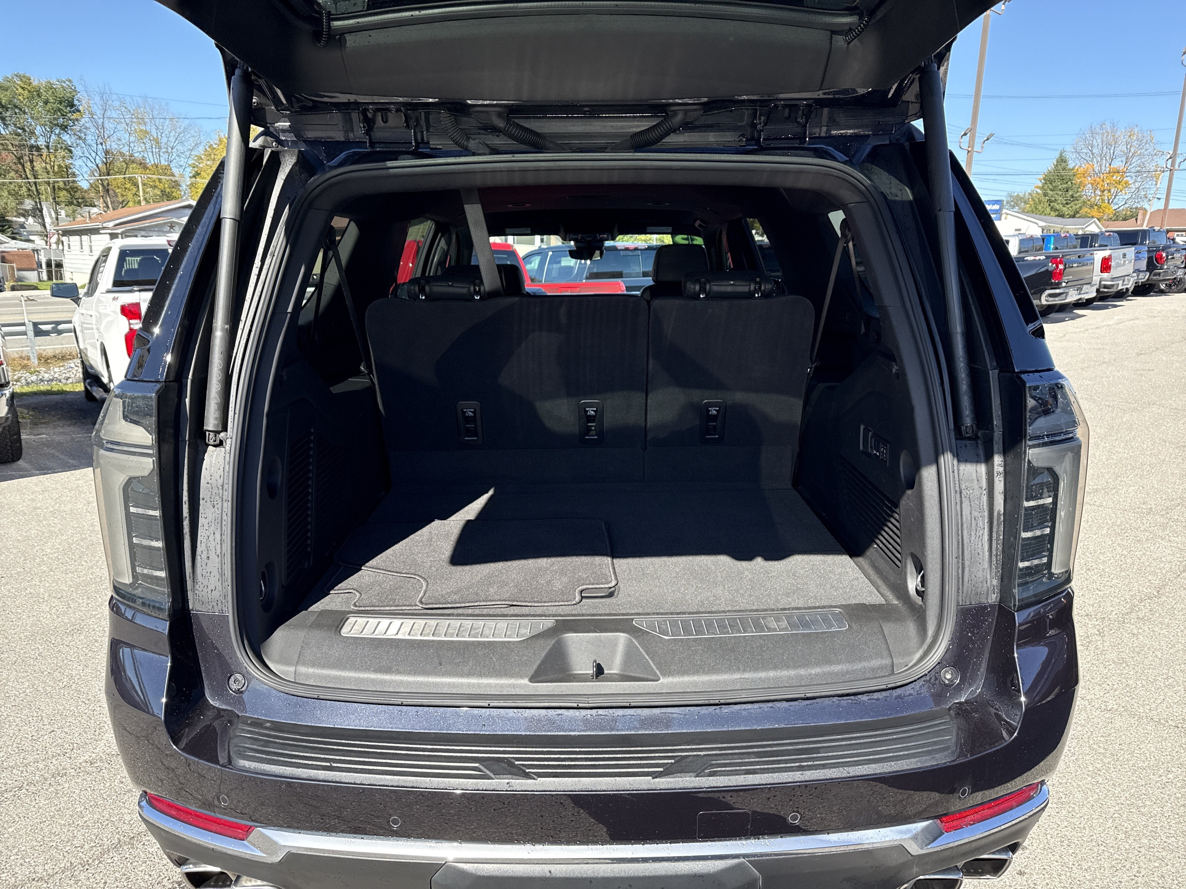 2025 Chevrolet Suburban High Country