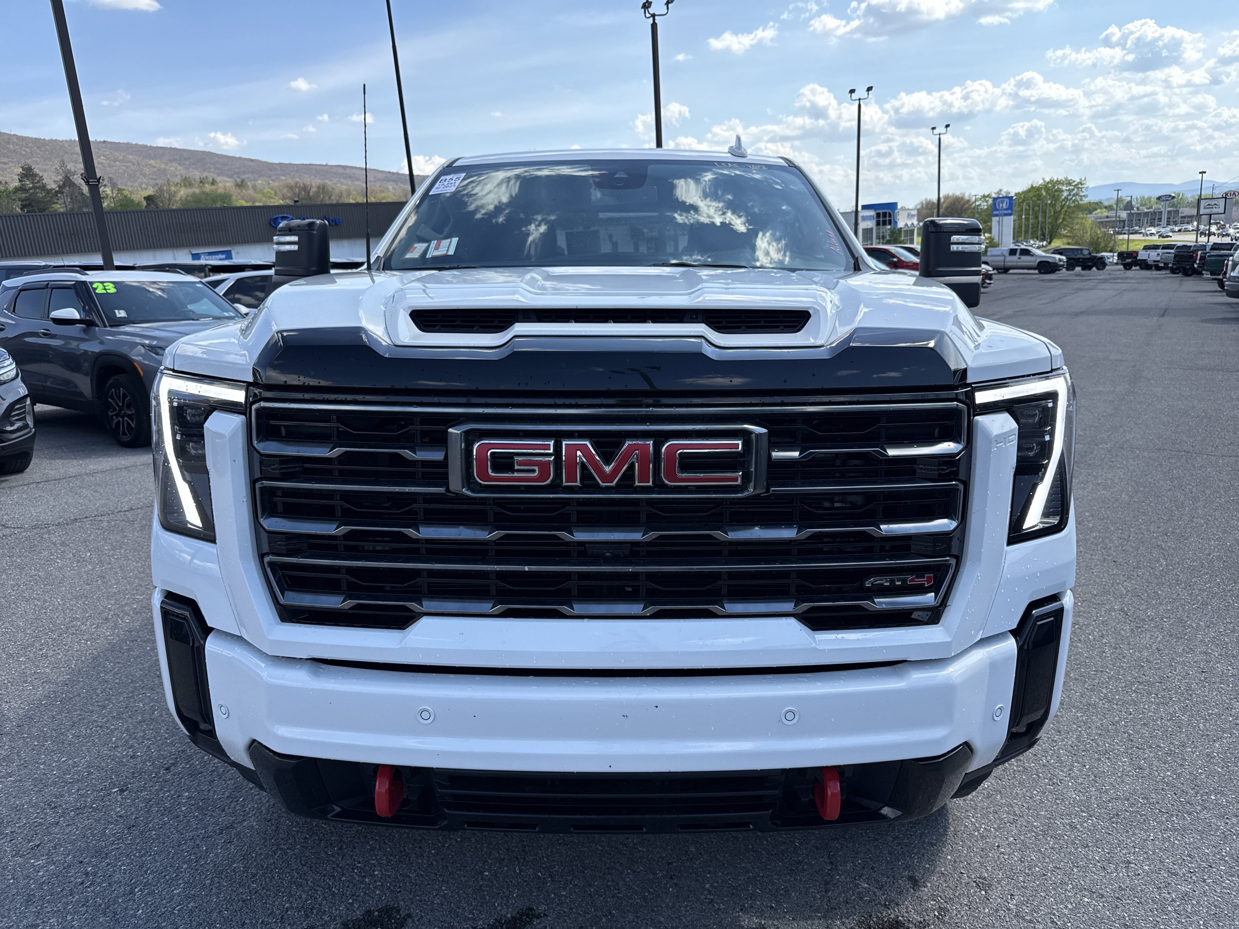 2025 GMC Sierra 2500HD AT4