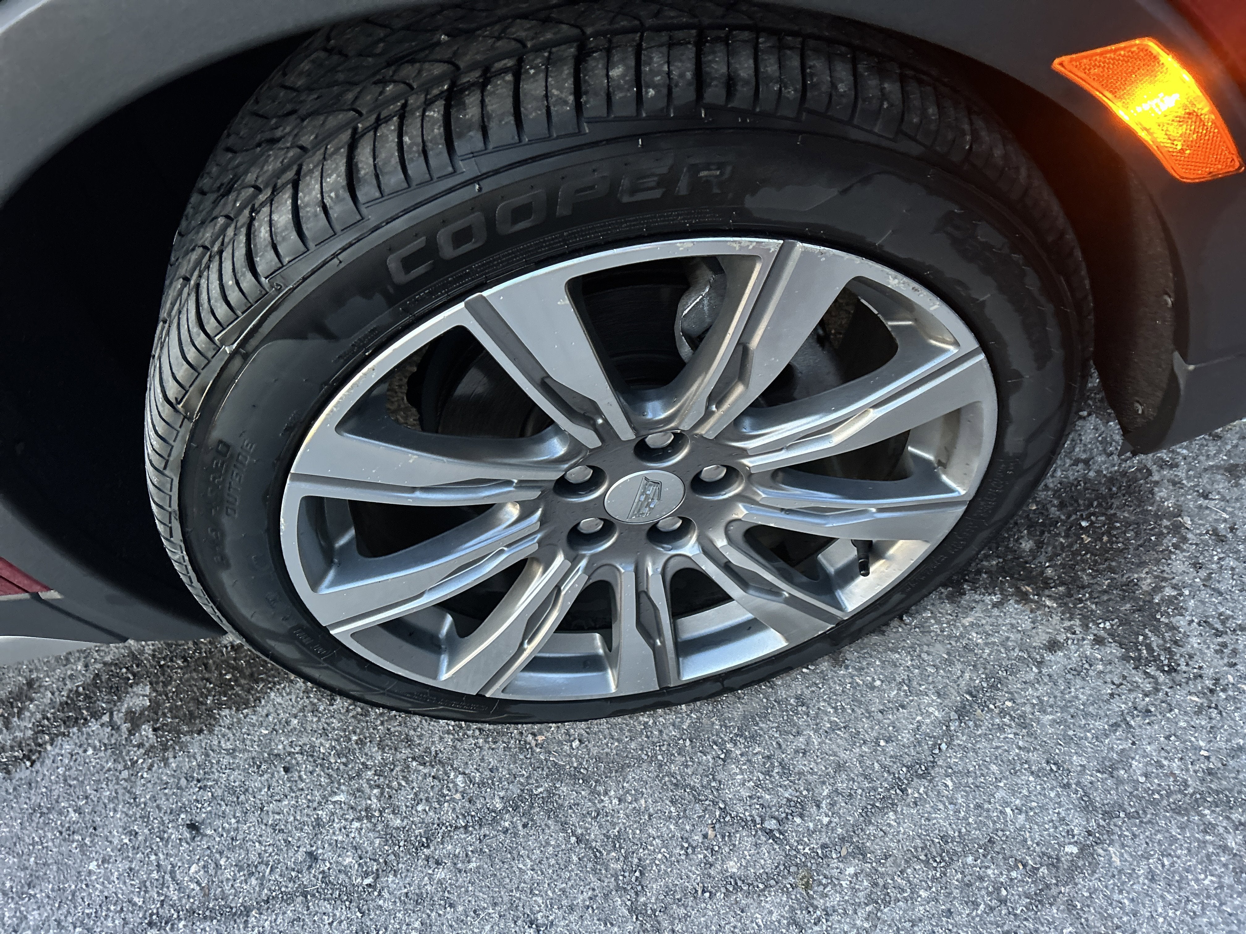 2019 Cadillac XT4 AWD Premium Luxury