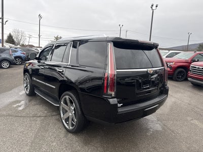 2016 Cadillac Escalade Luxury Collection