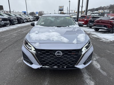 2025 Nissan Altima SR