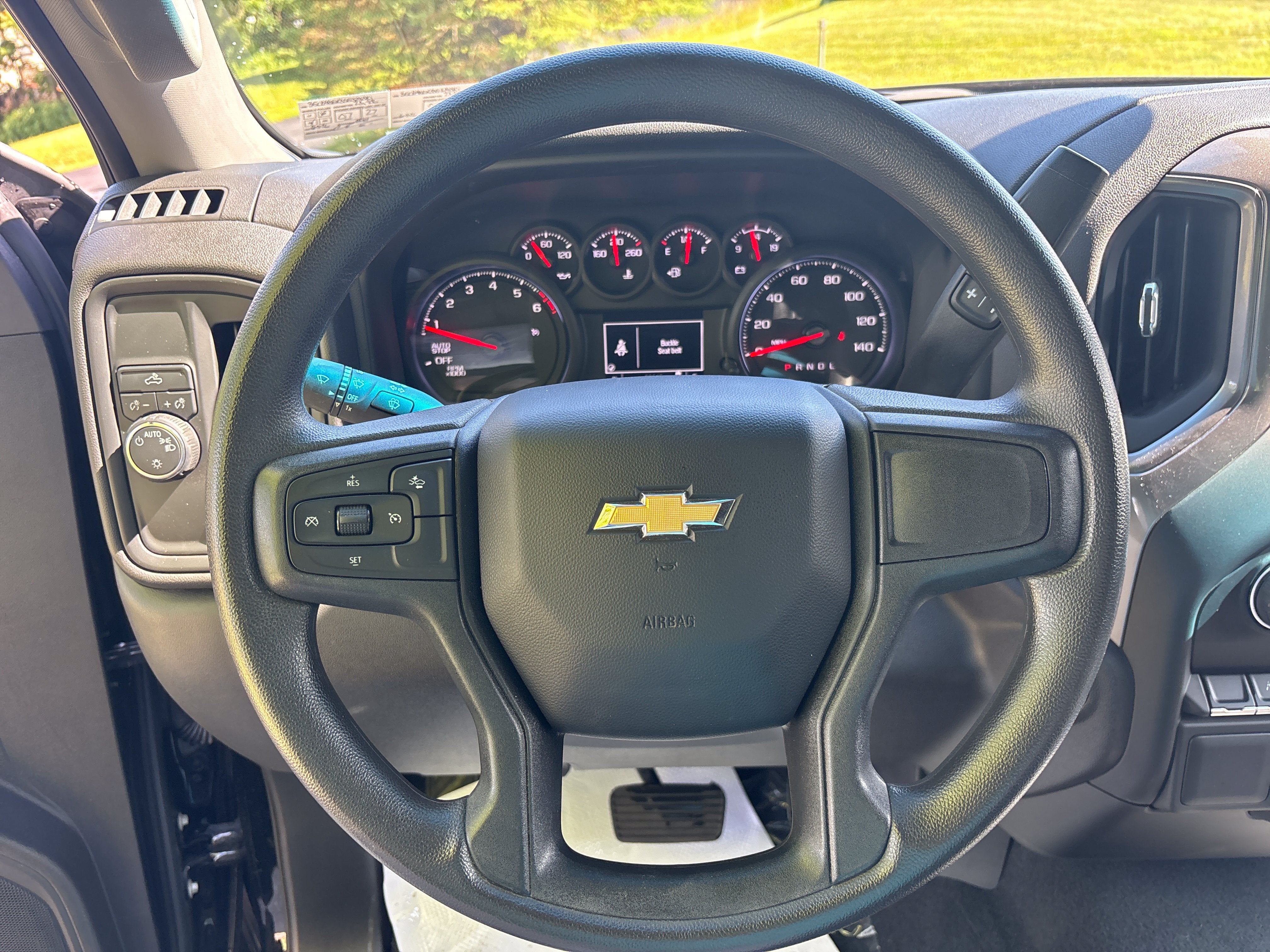 2025 Chevrolet Silverado 1500 Custom