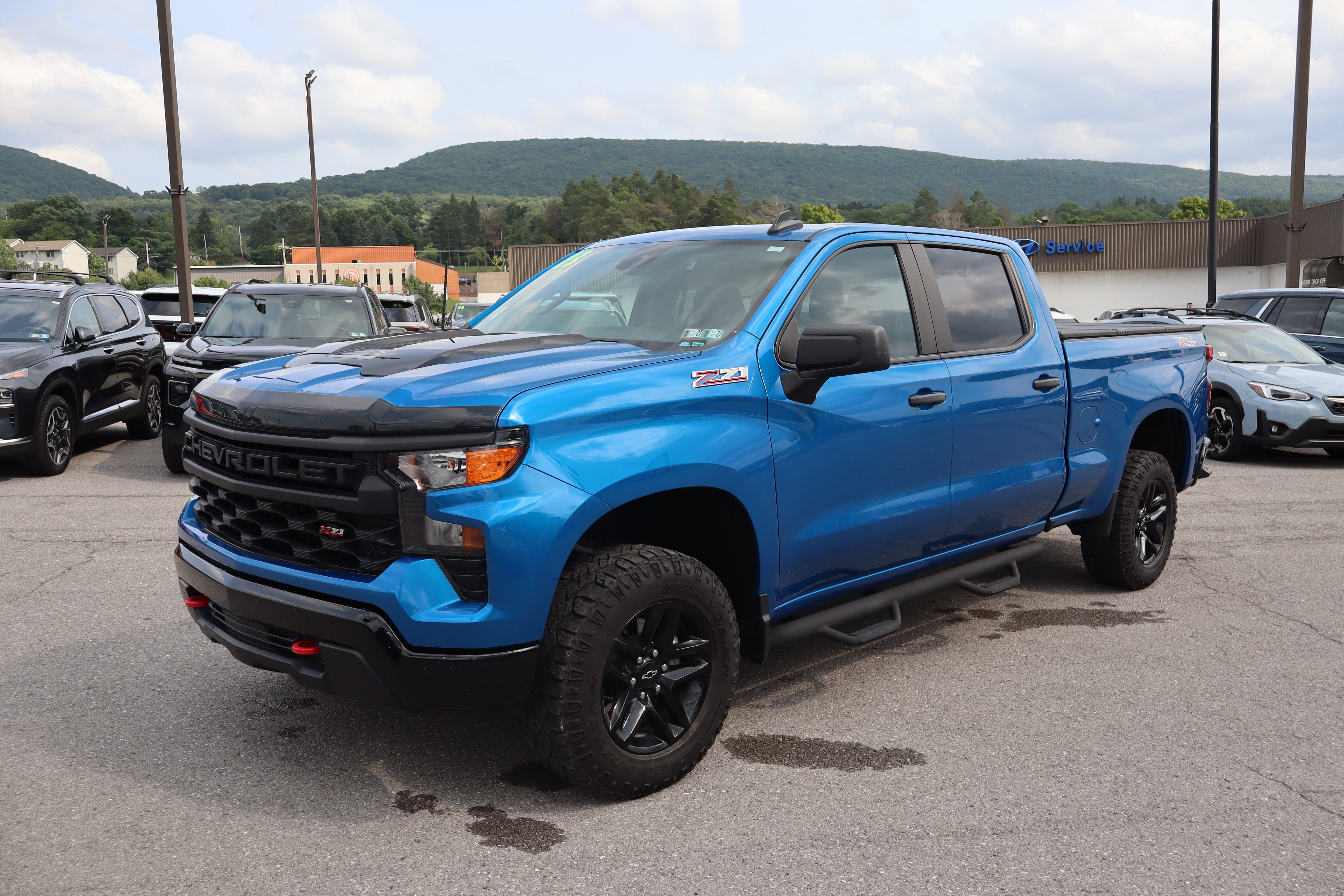 2023 Chevrolet Silverado 1500 Custom Trail Boss