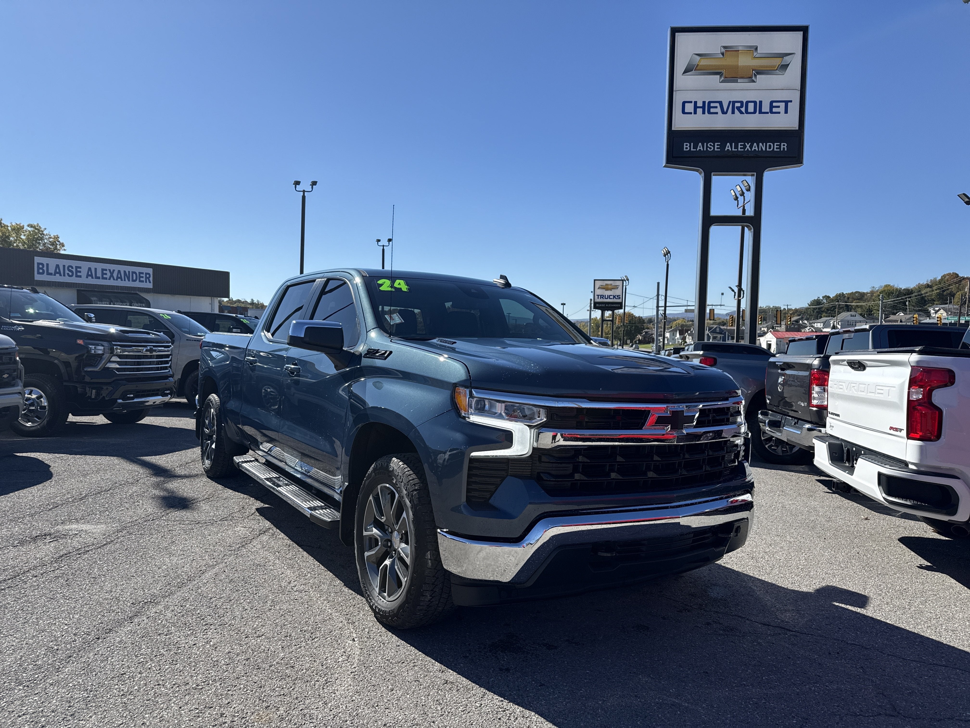 2024 Chevrolet Silverado 1500 LT