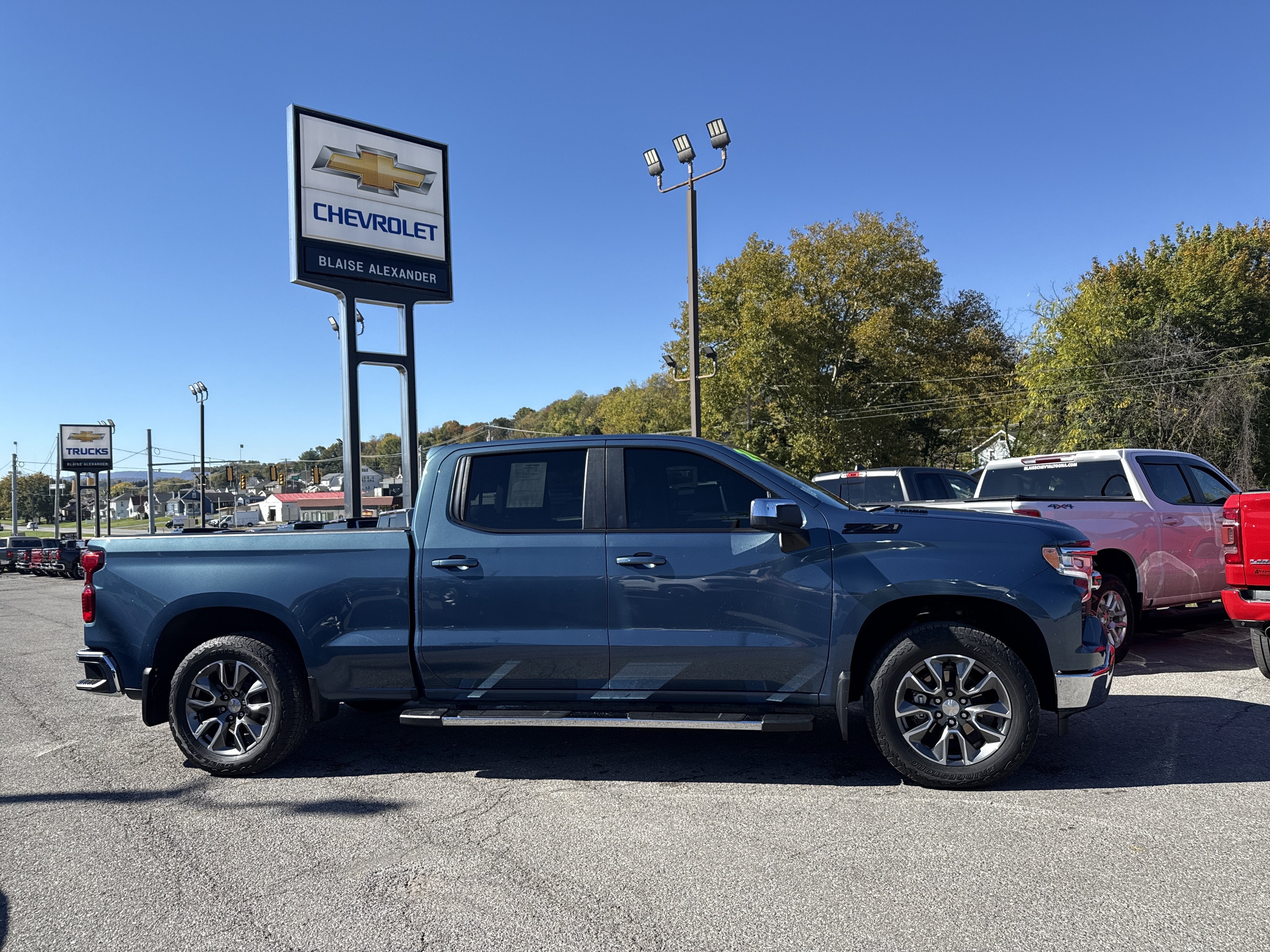 2024 Chevrolet Silverado 1500 LT