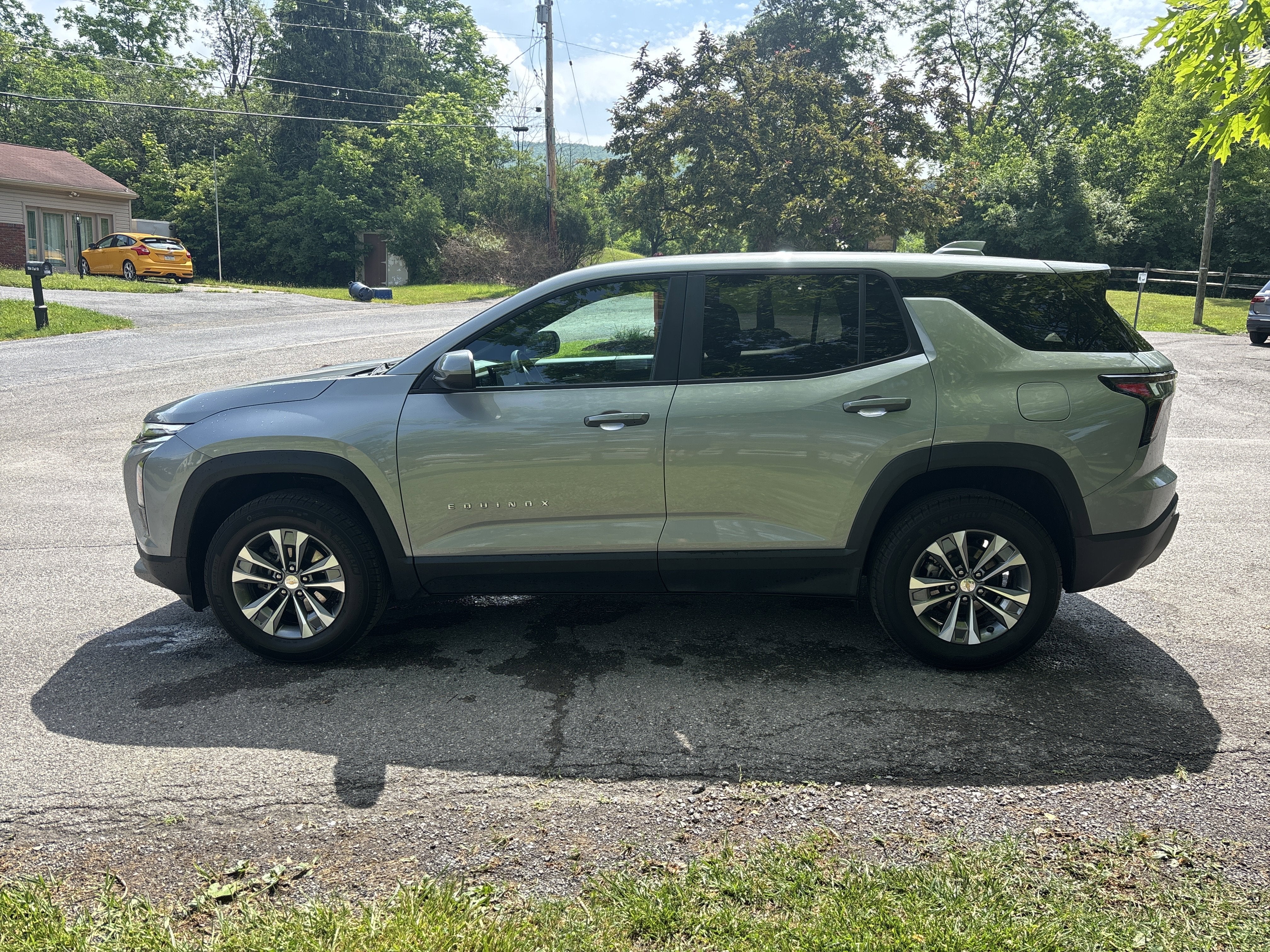 2025 Chevrolet Equinox AWD LT