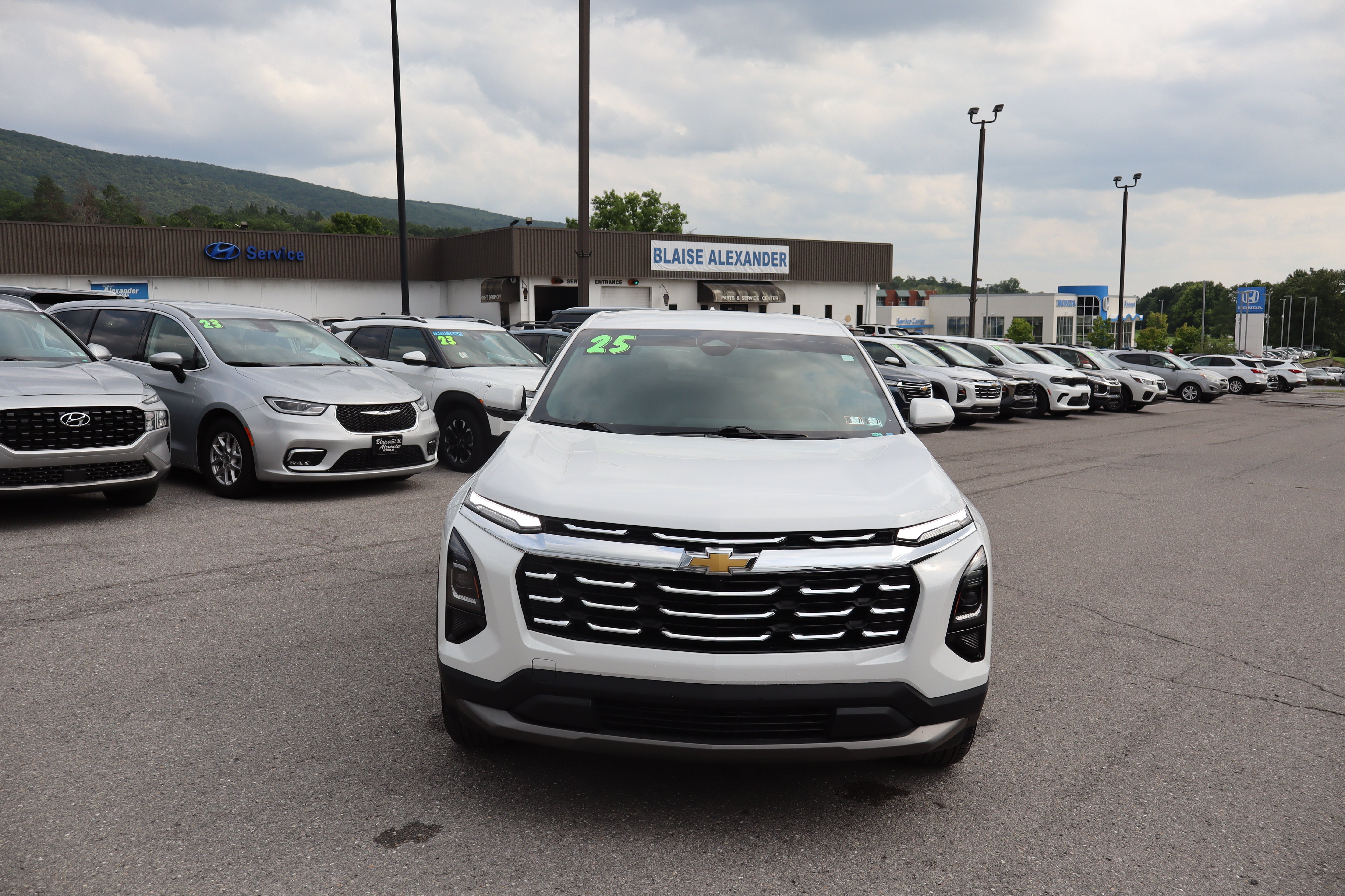 2025 Chevrolet Equinox AWD LT