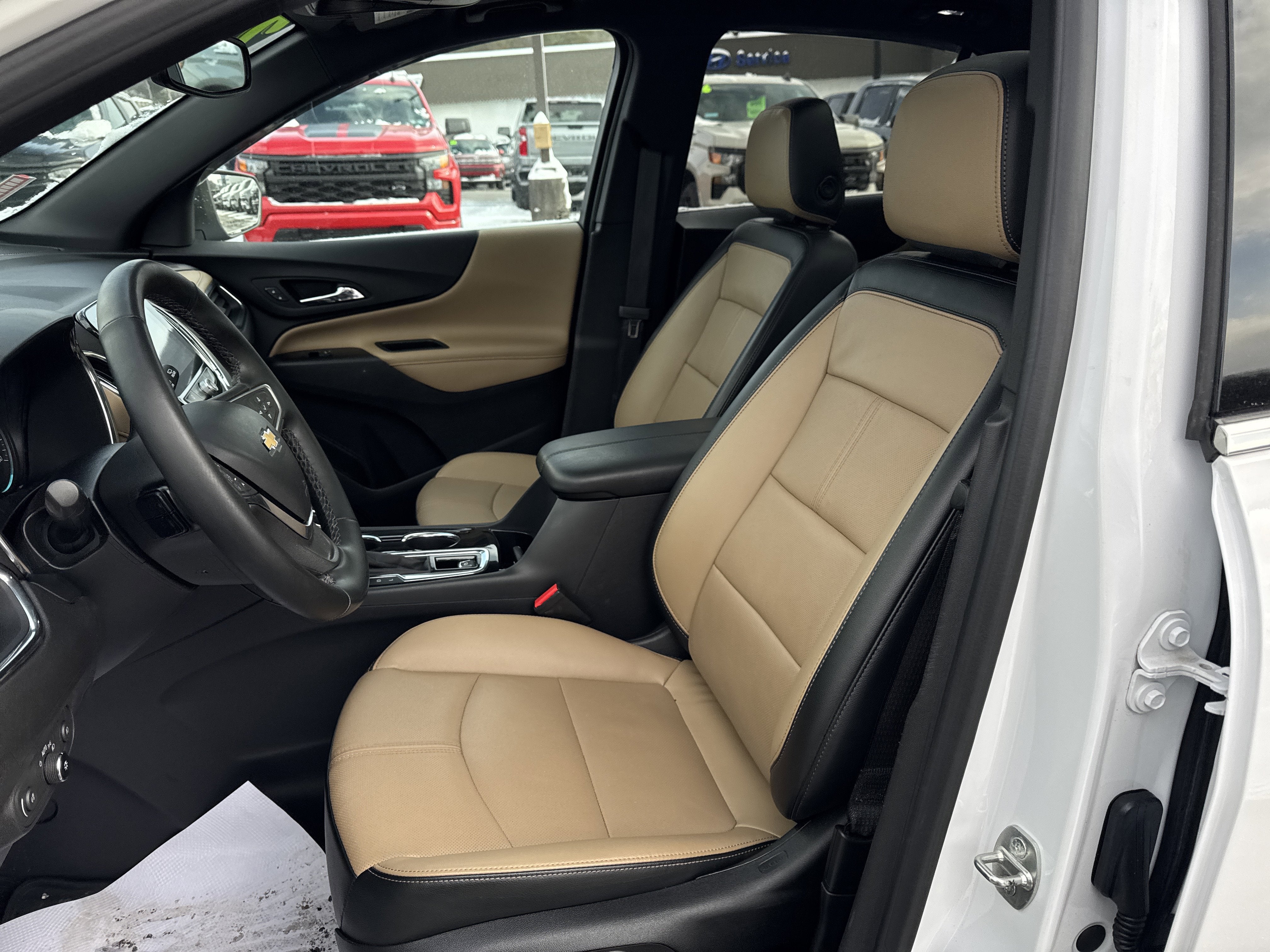 2023 Chevrolet Equinox Premier