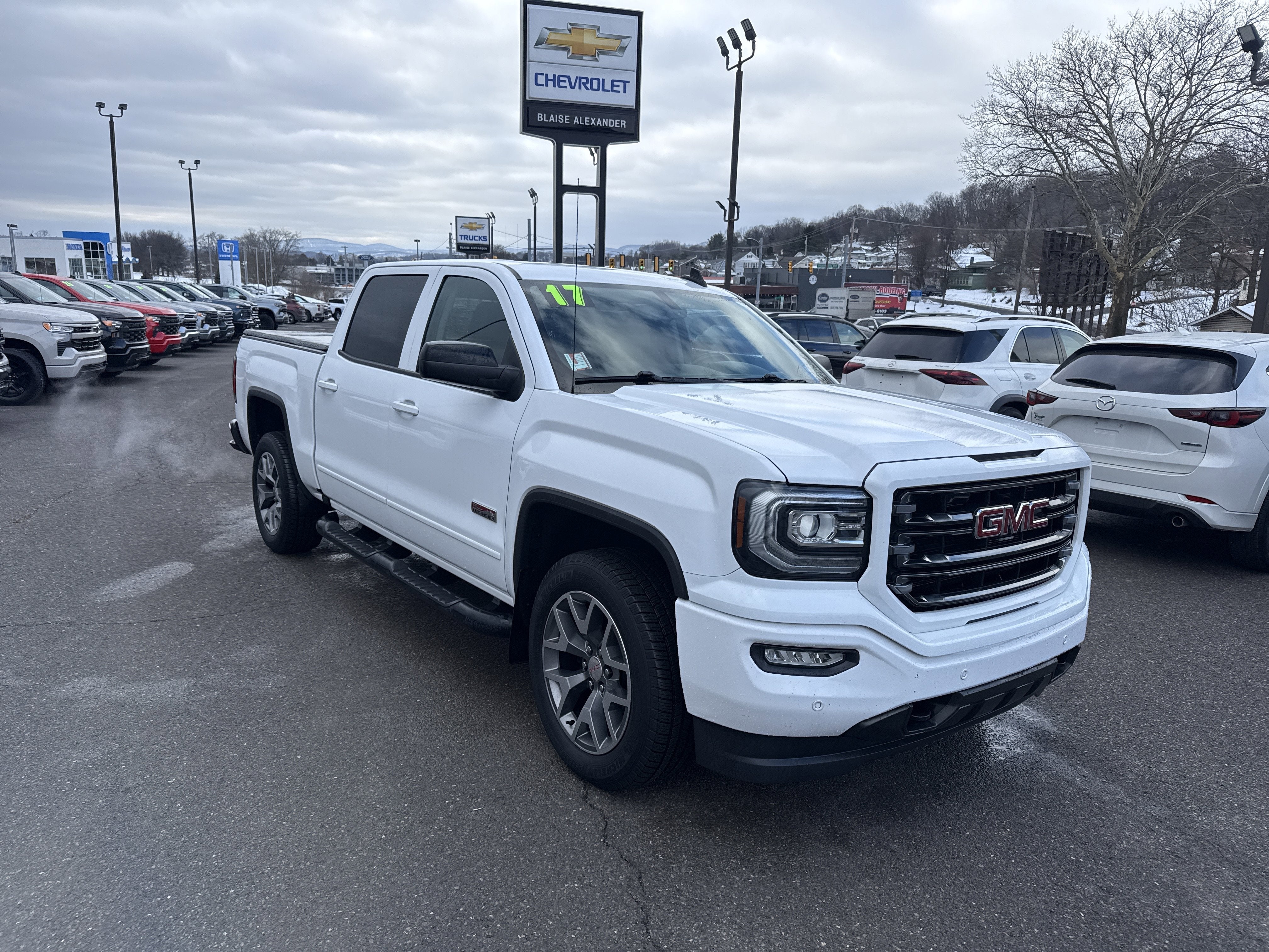2017 GMC Sierra 1500 SLT