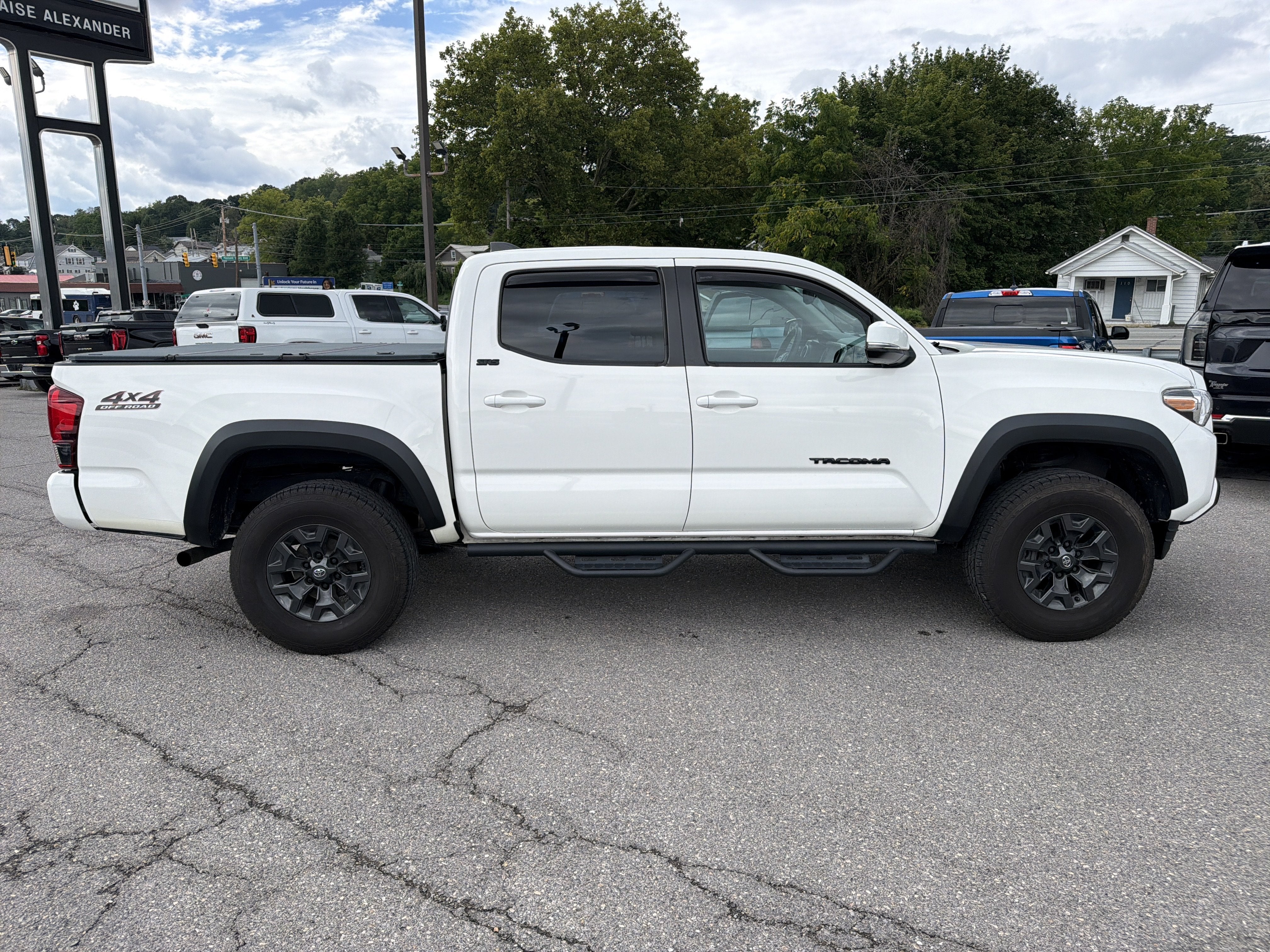 2021 Toyota Tacoma 4WD SR5