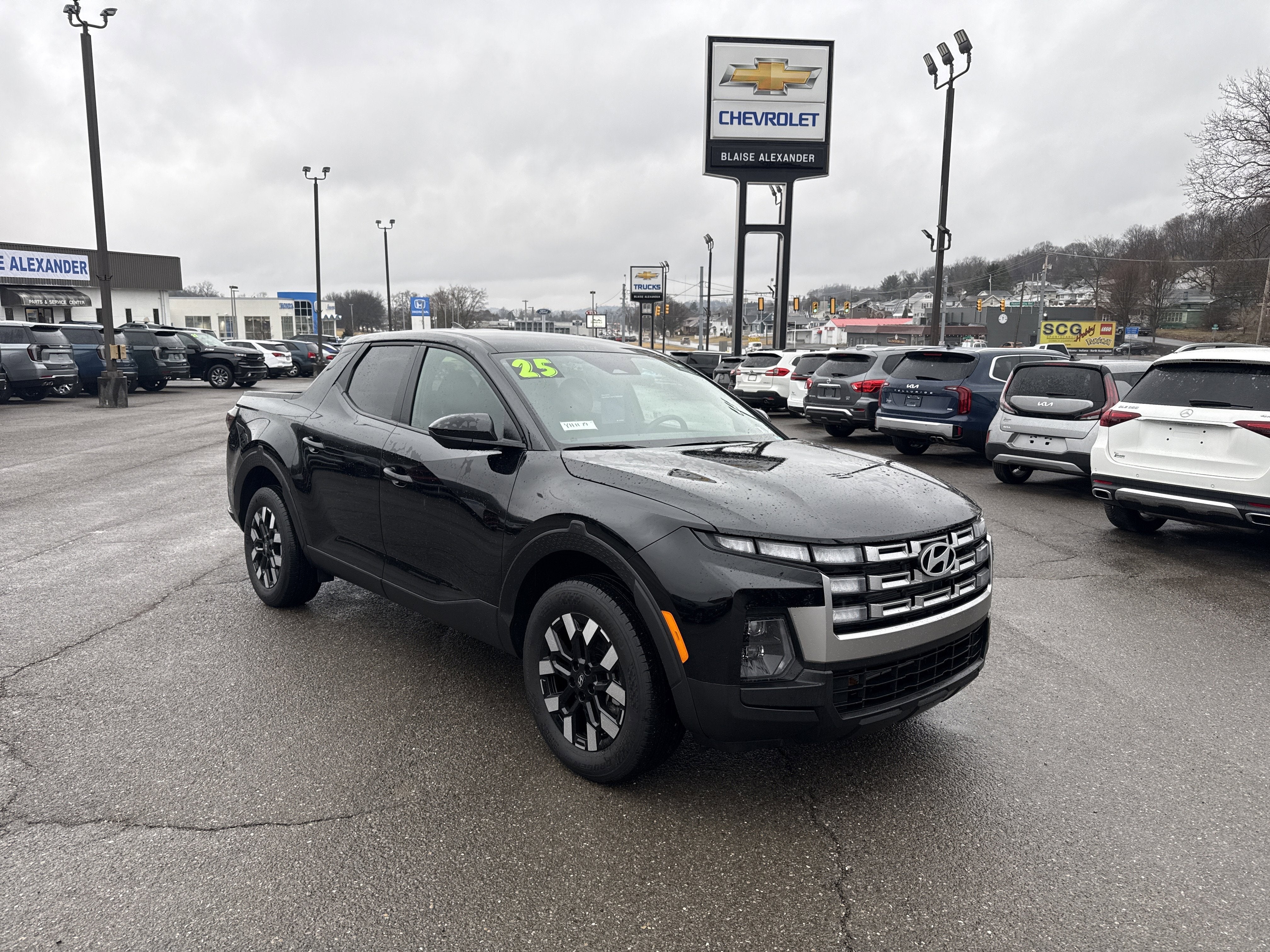 2025 Hyundai Santa Cruz SE